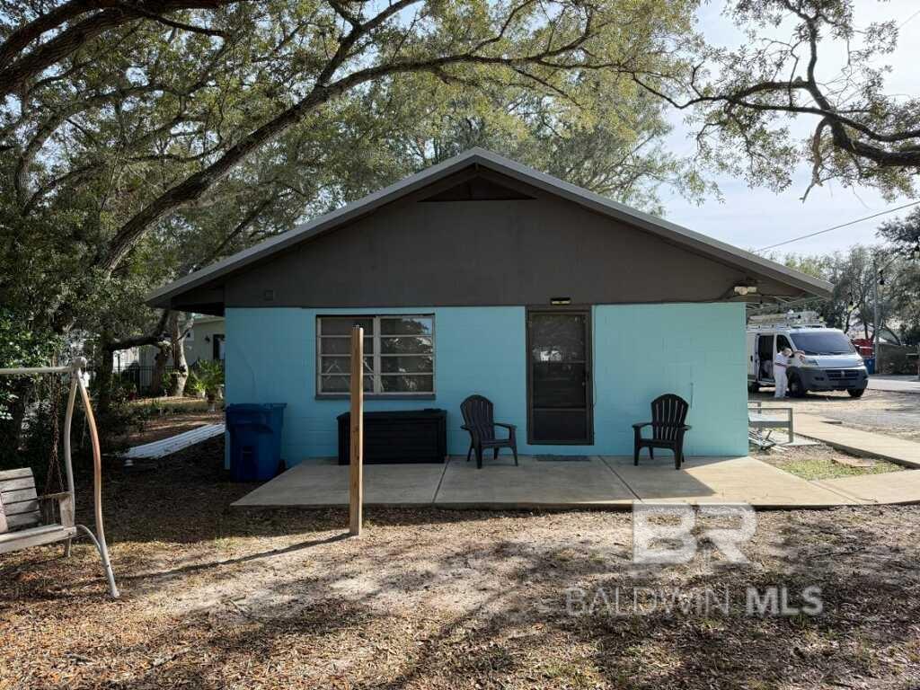 5740 Louisiana Street