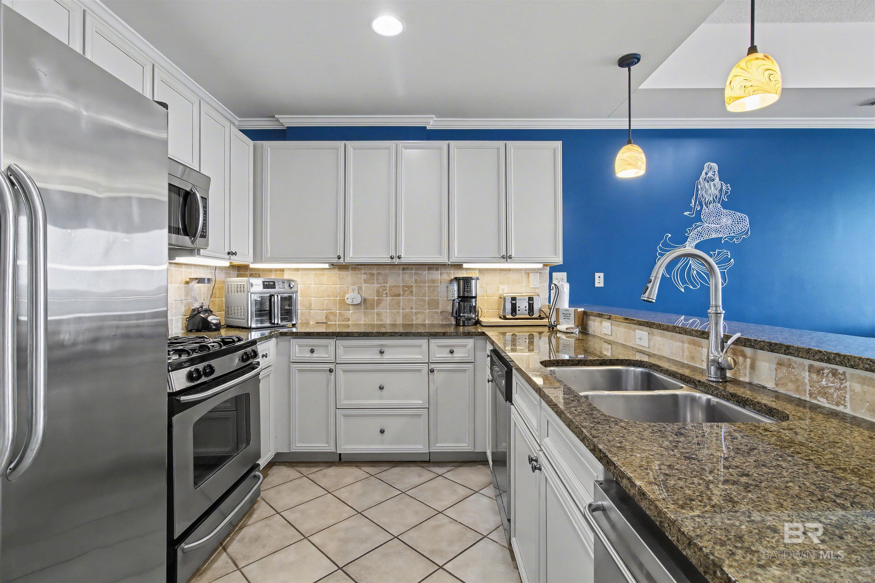 4851 Wharf Parkway 724