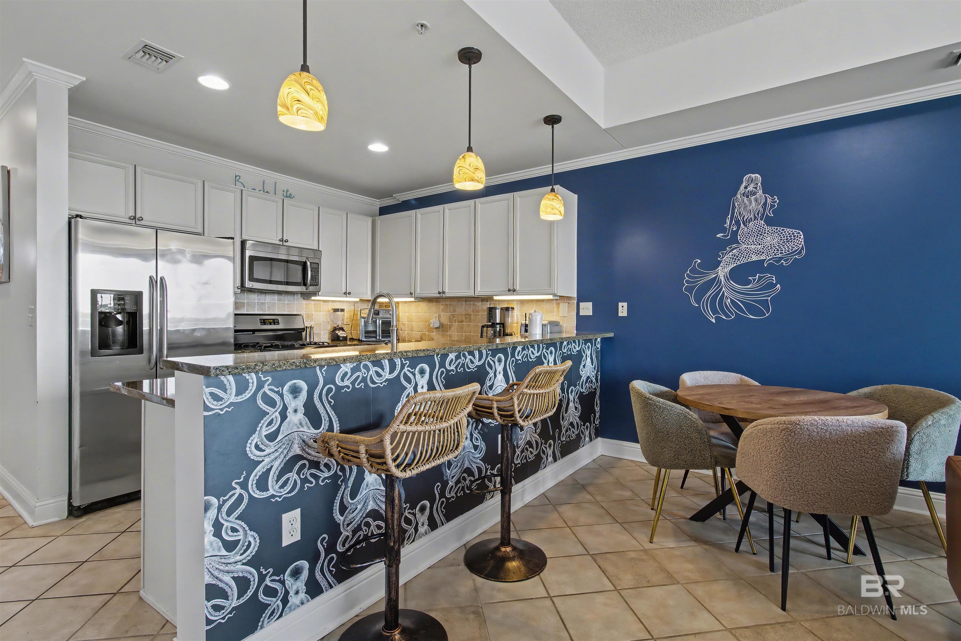 4851 Wharf Parkway 724