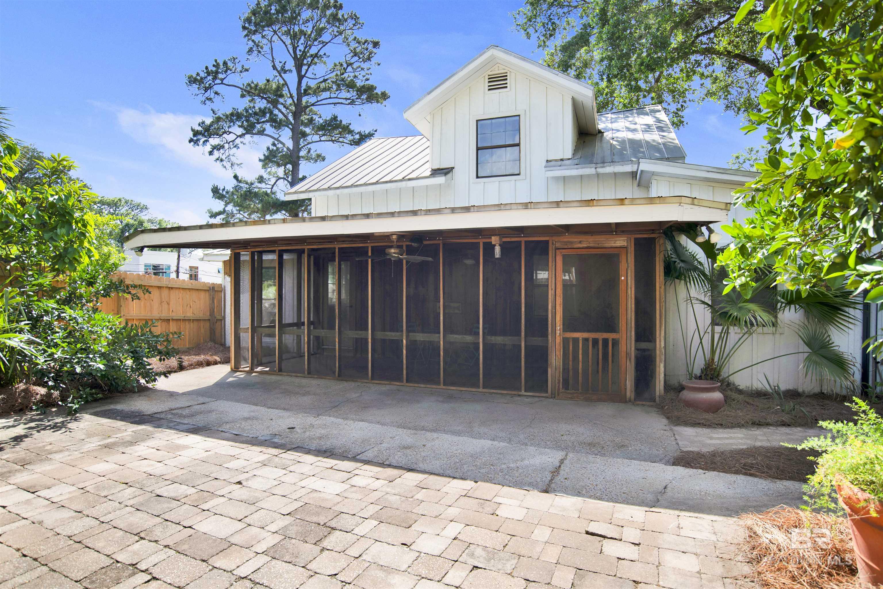 153 Orange Avenue