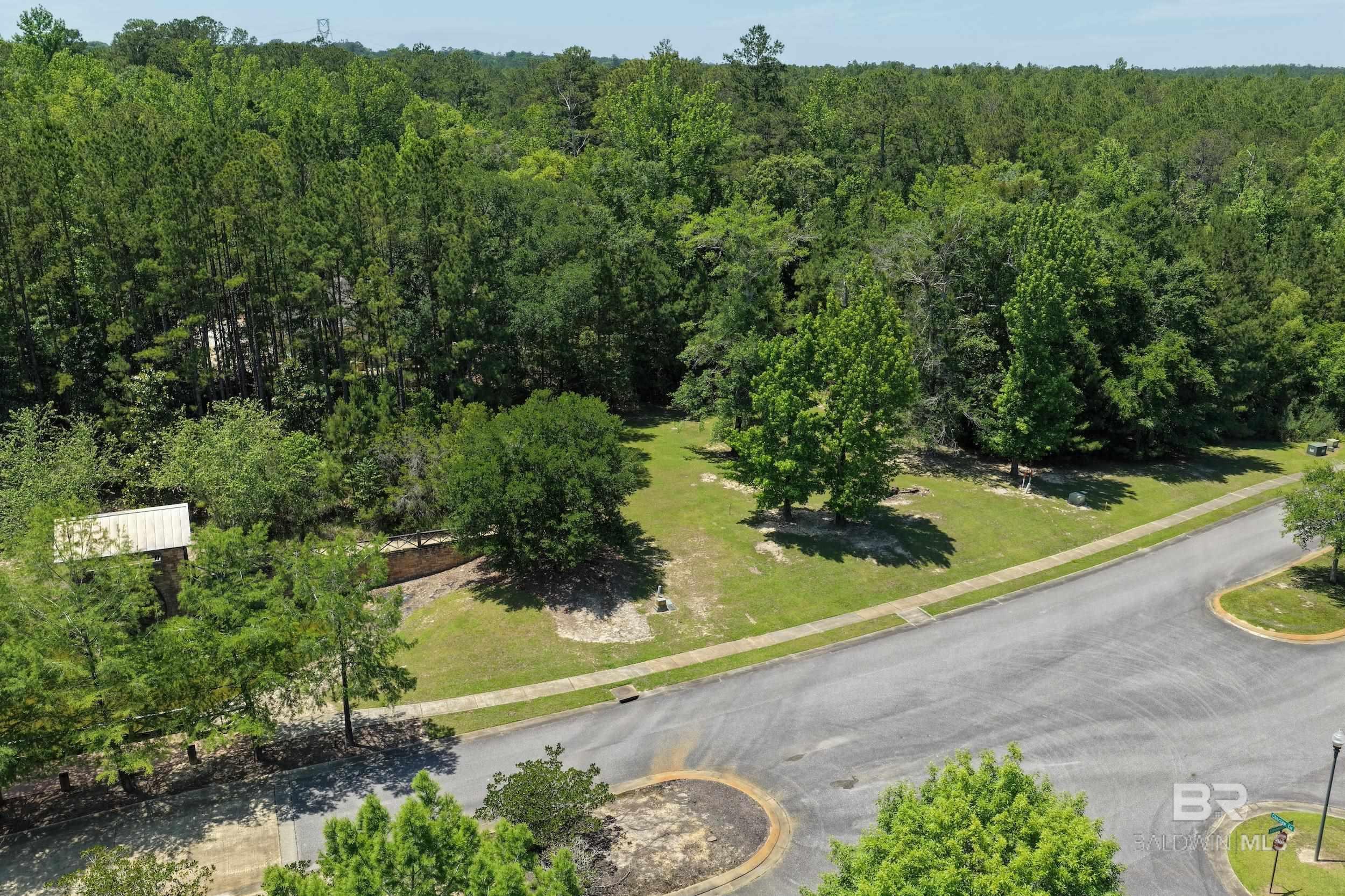 Photo 1 of 7 — 1002 Antebellum Boulevard, Bay Minette, AL 36507