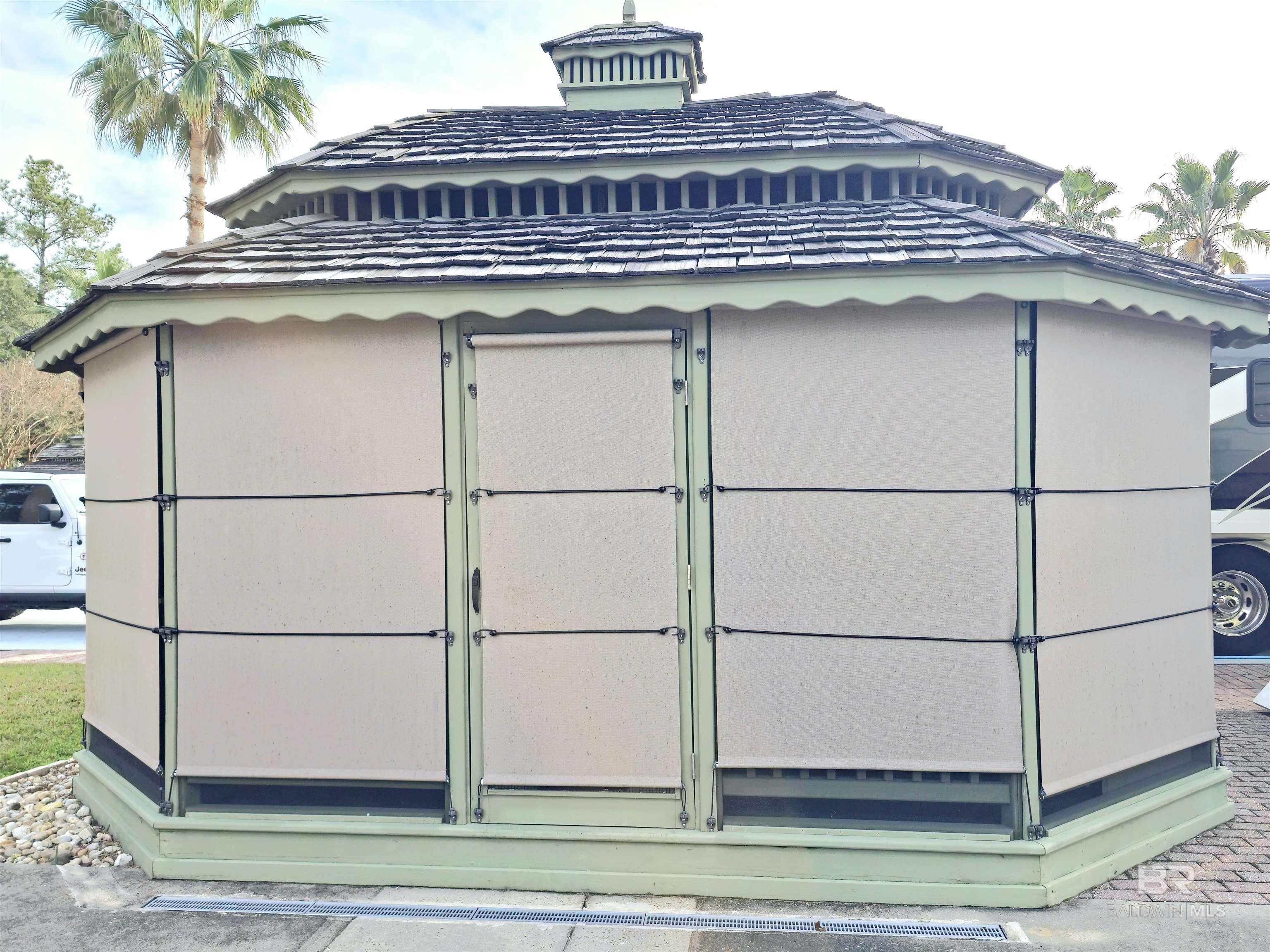 4650 Griffith Marina Road 12