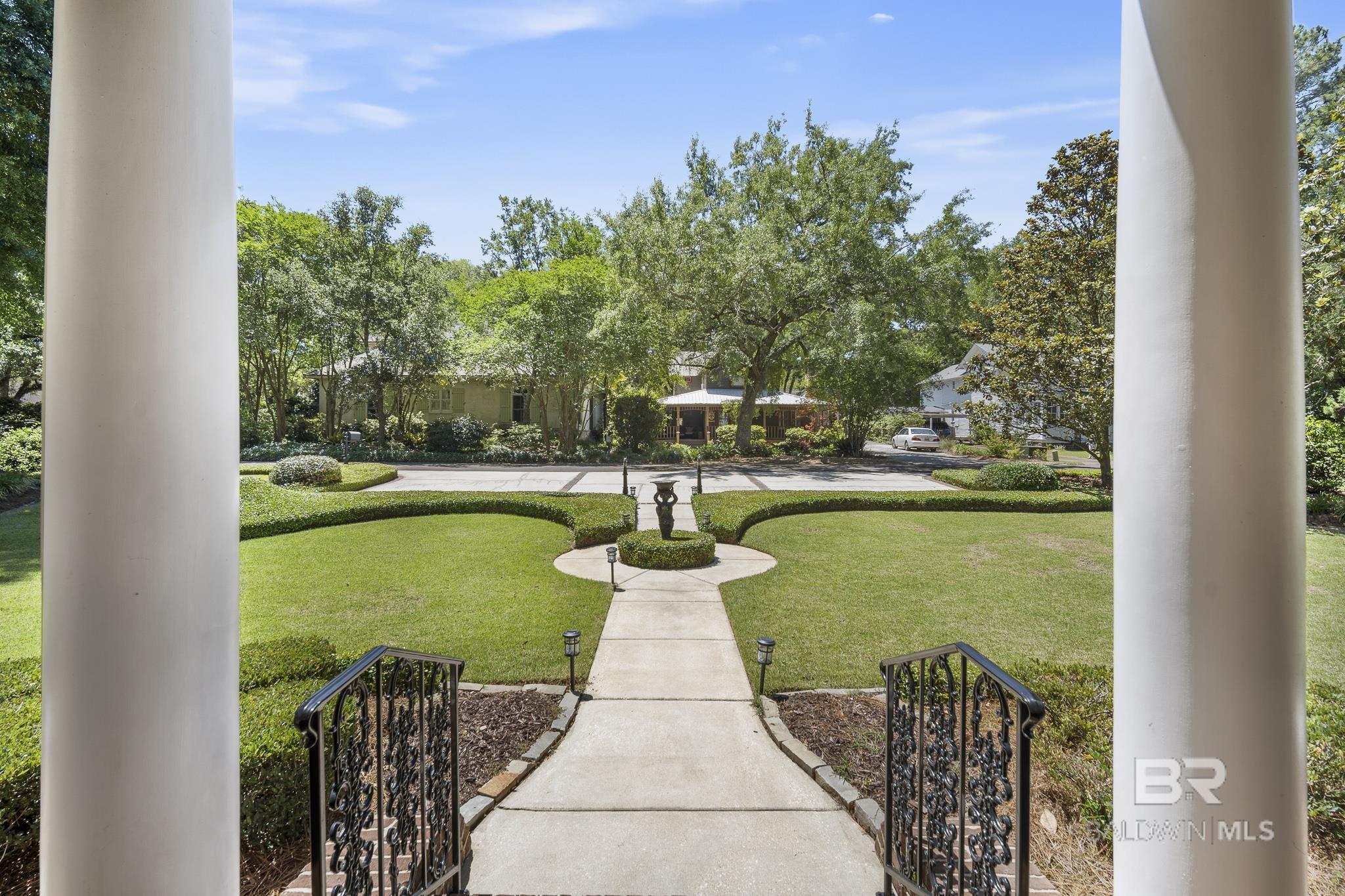 113 Oak Avenue