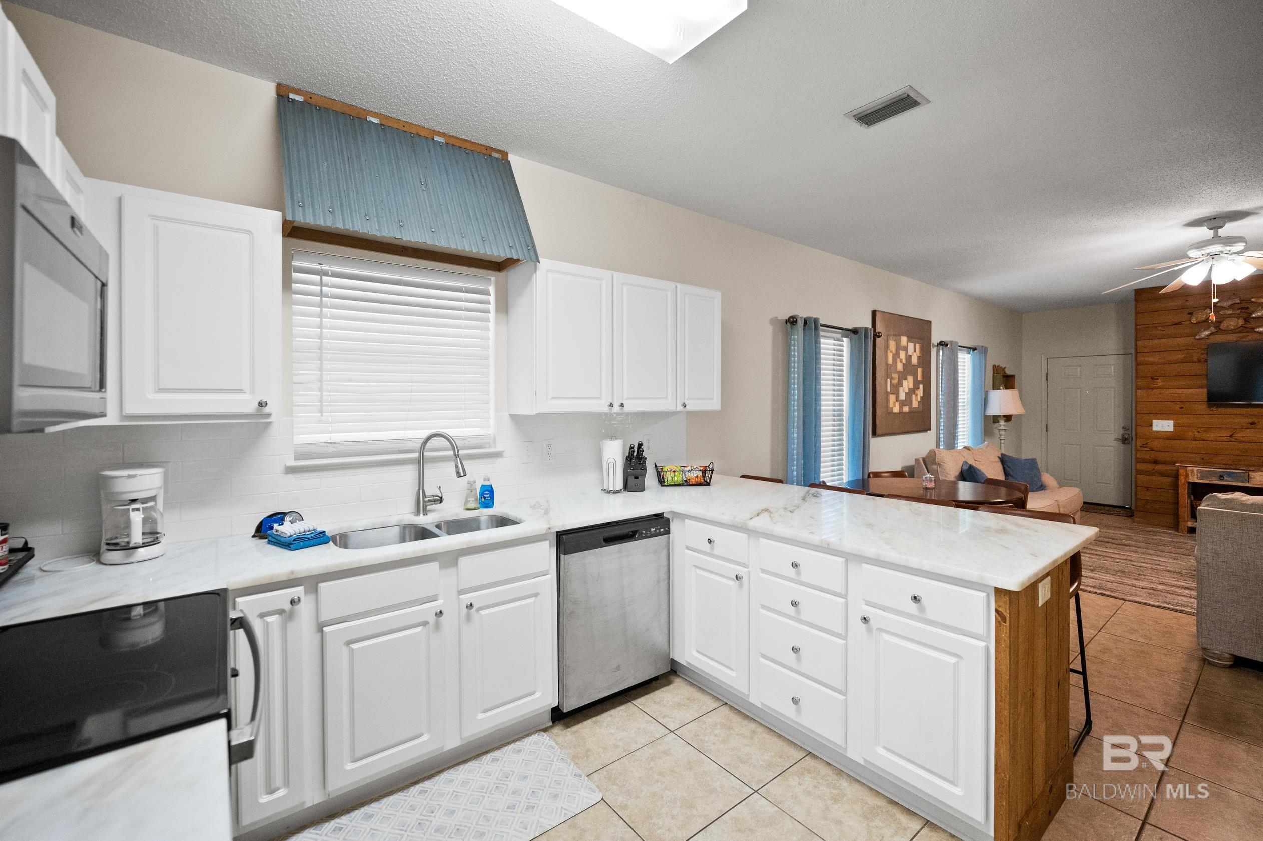 4375-B Lindsey Lane B