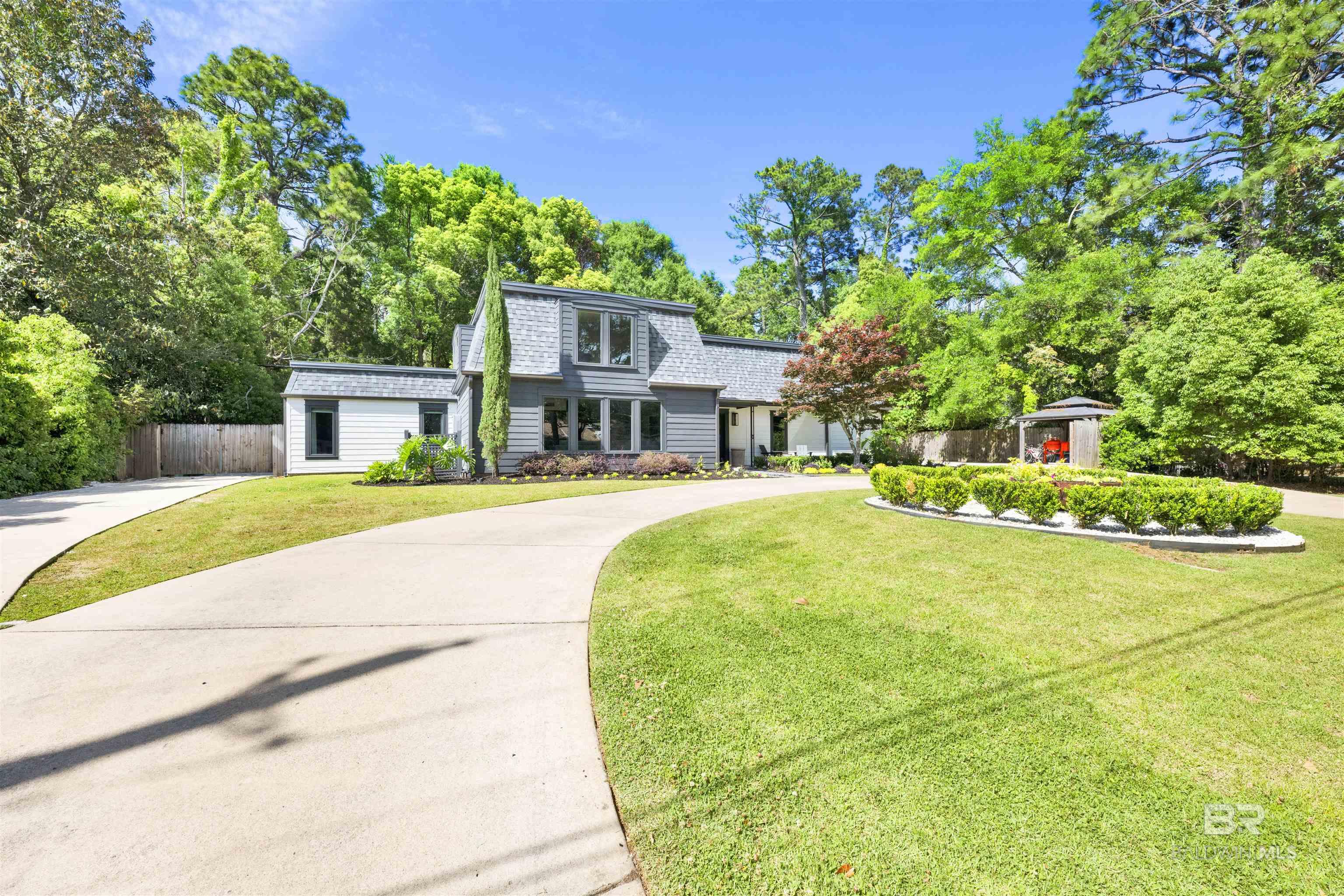 703 Greenwood Avenue