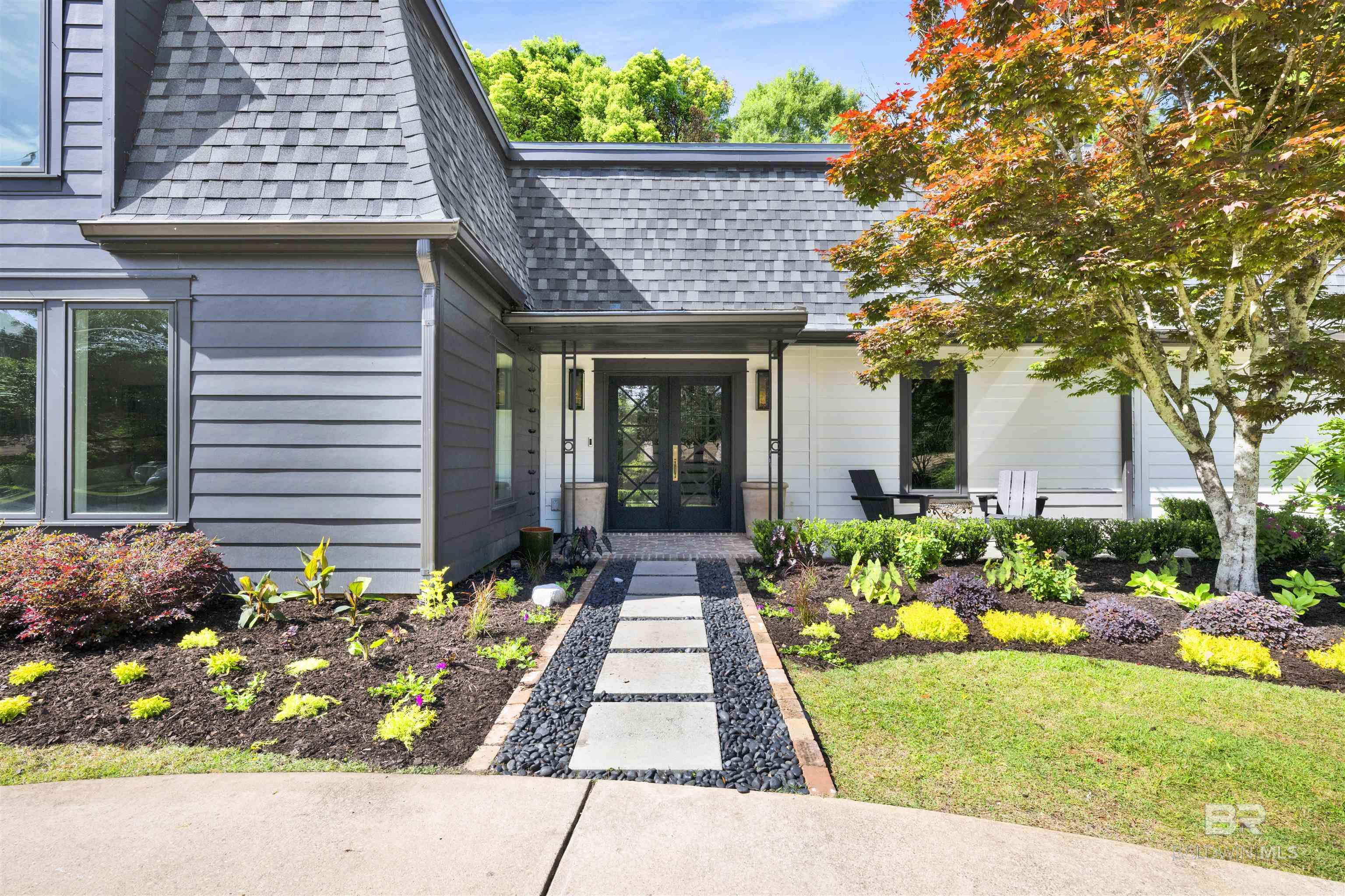 703 Greenwood Avenue