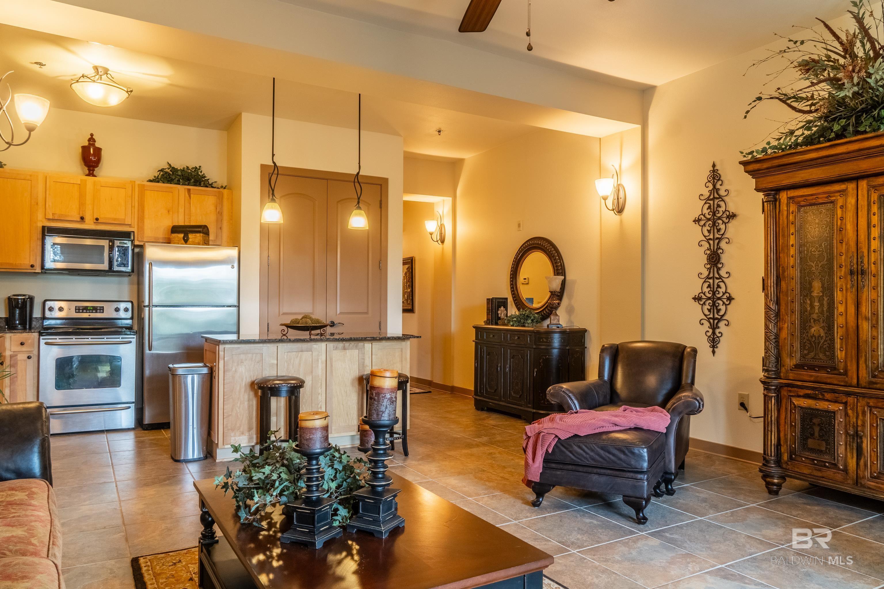 1430 Regency Road J302