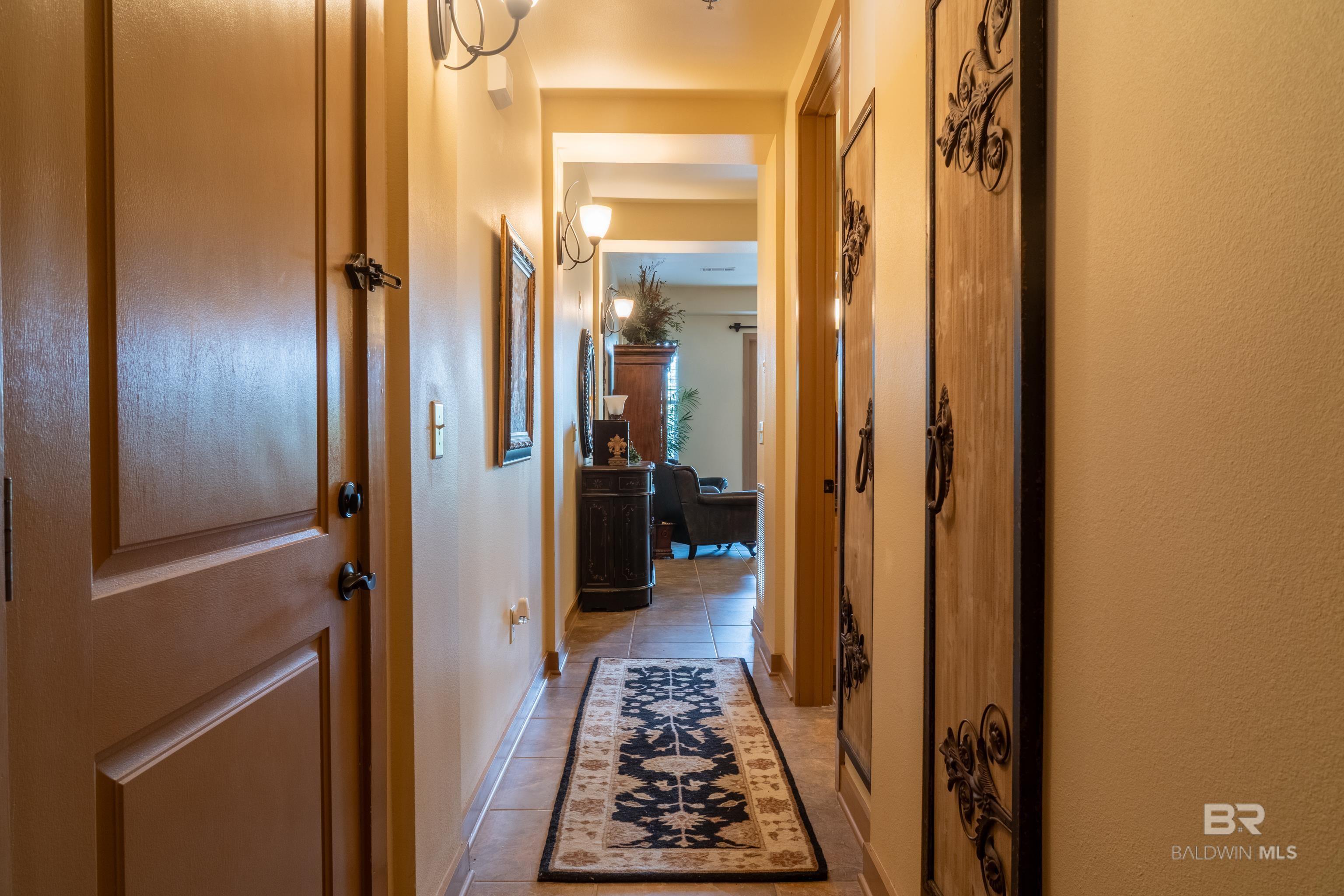 1430 Regency Road J302