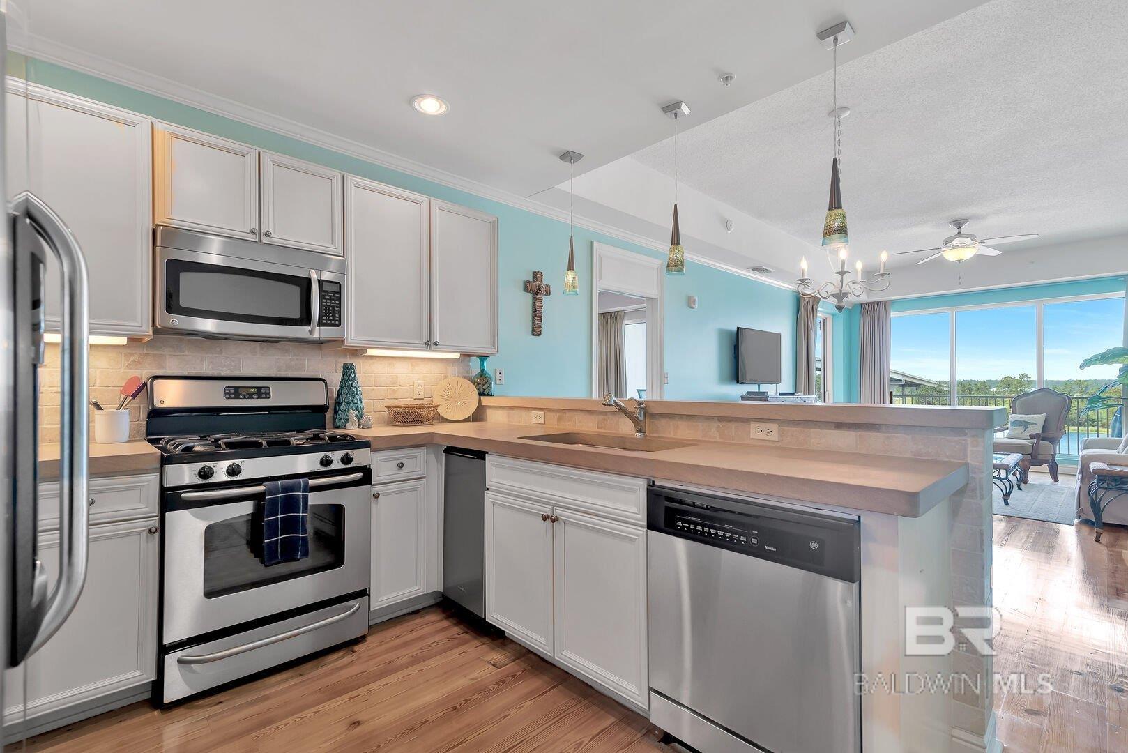 4851 Wharf Parkway 423