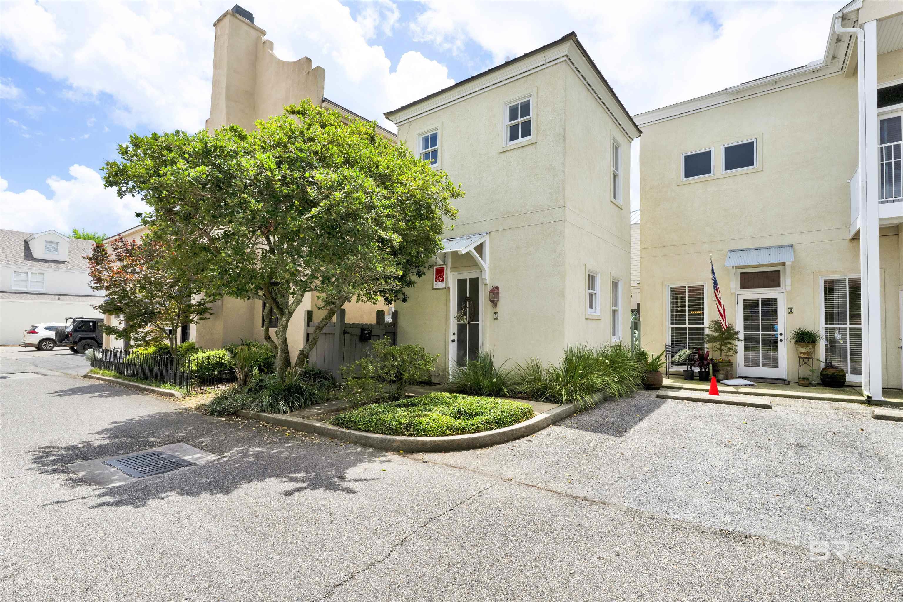 2 Masonic Drive A