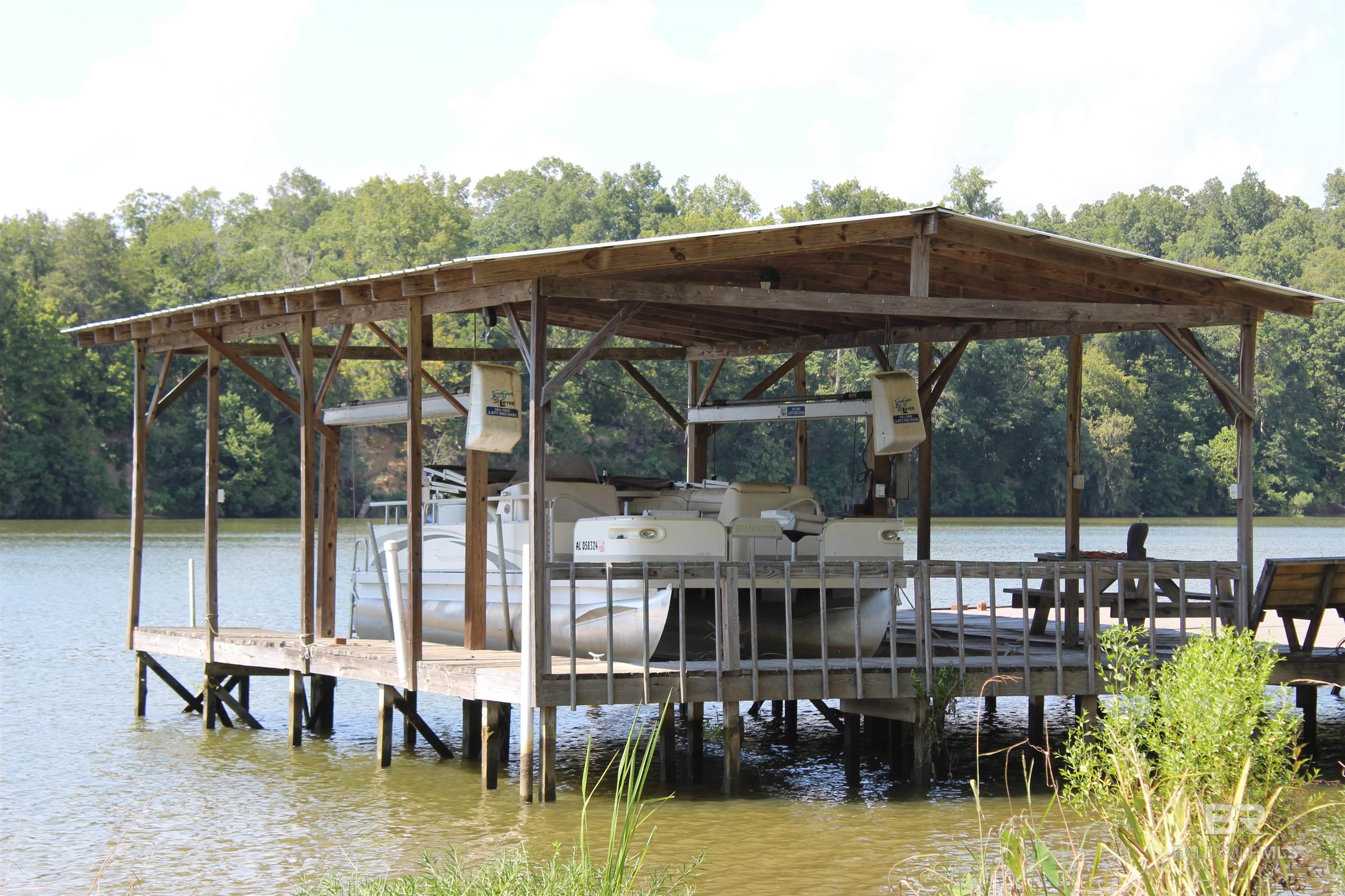 Dock