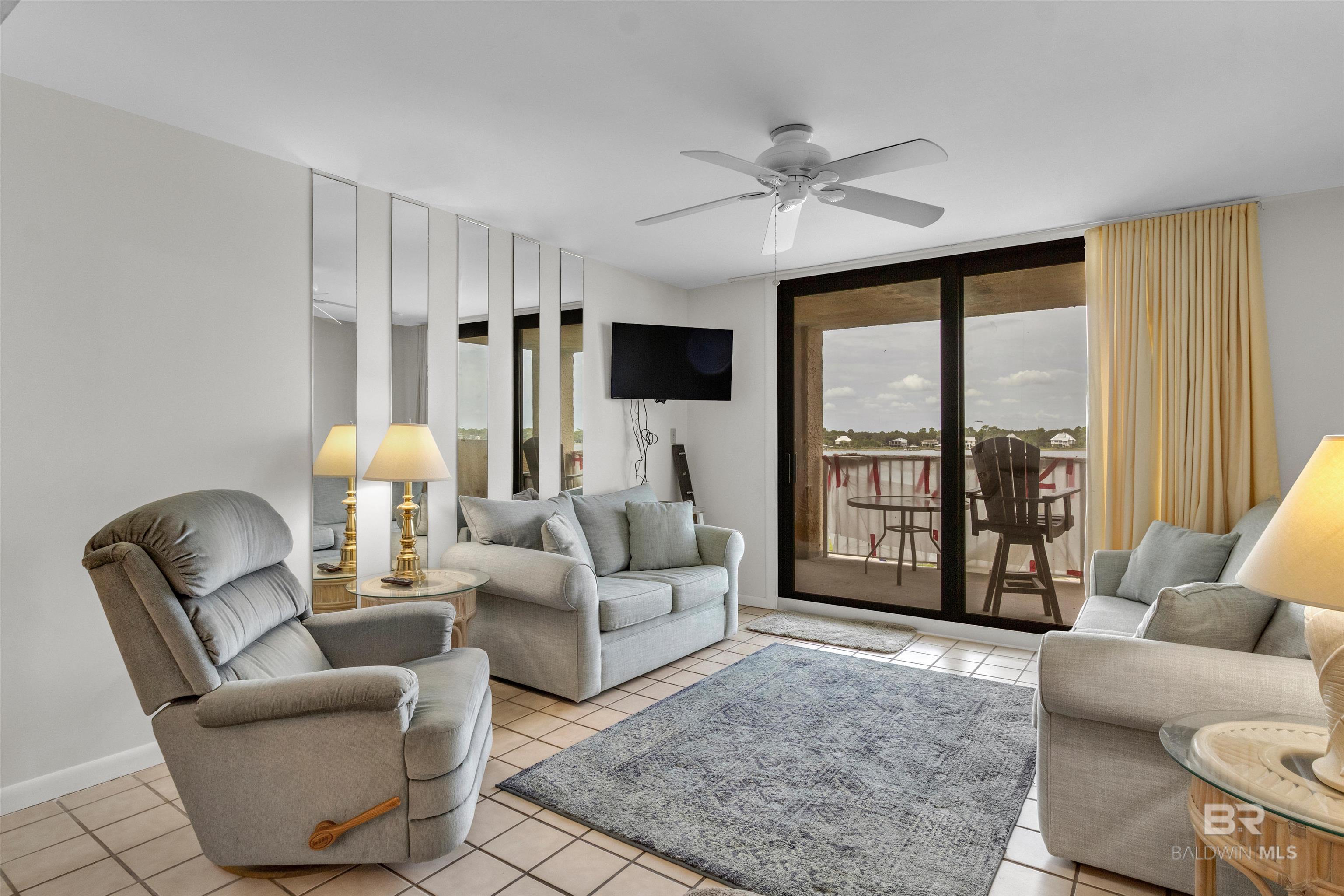 1516 Sandpiper Lane 207