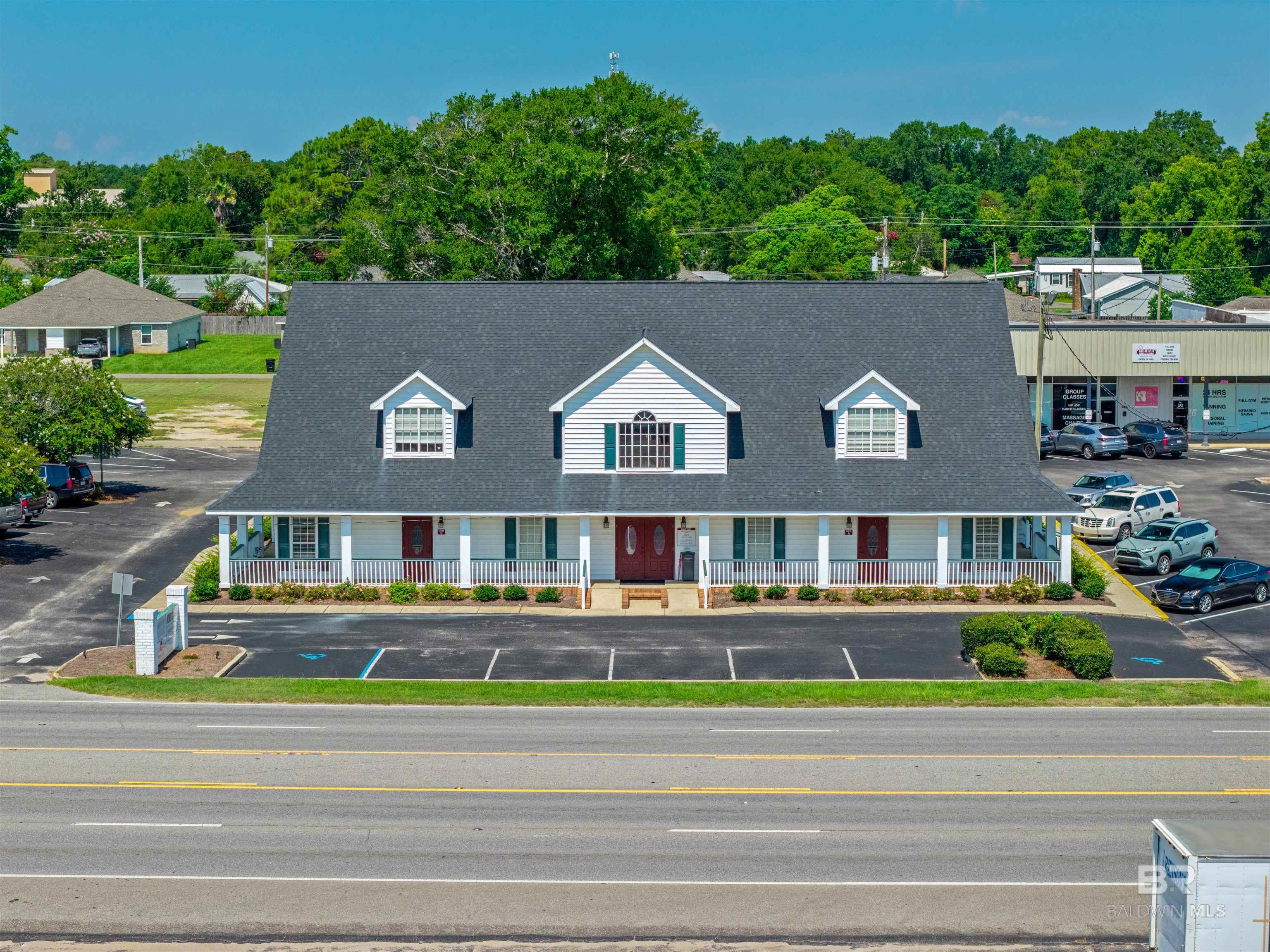 Photo 1 of 50 — 22193 STATE HIGHWAY 59, Robertsdale, AL 36567
