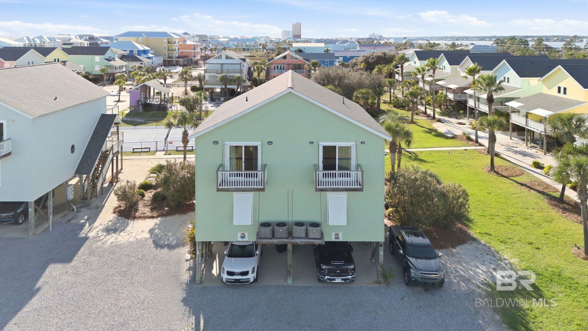 1219 W Lagoon Avenue