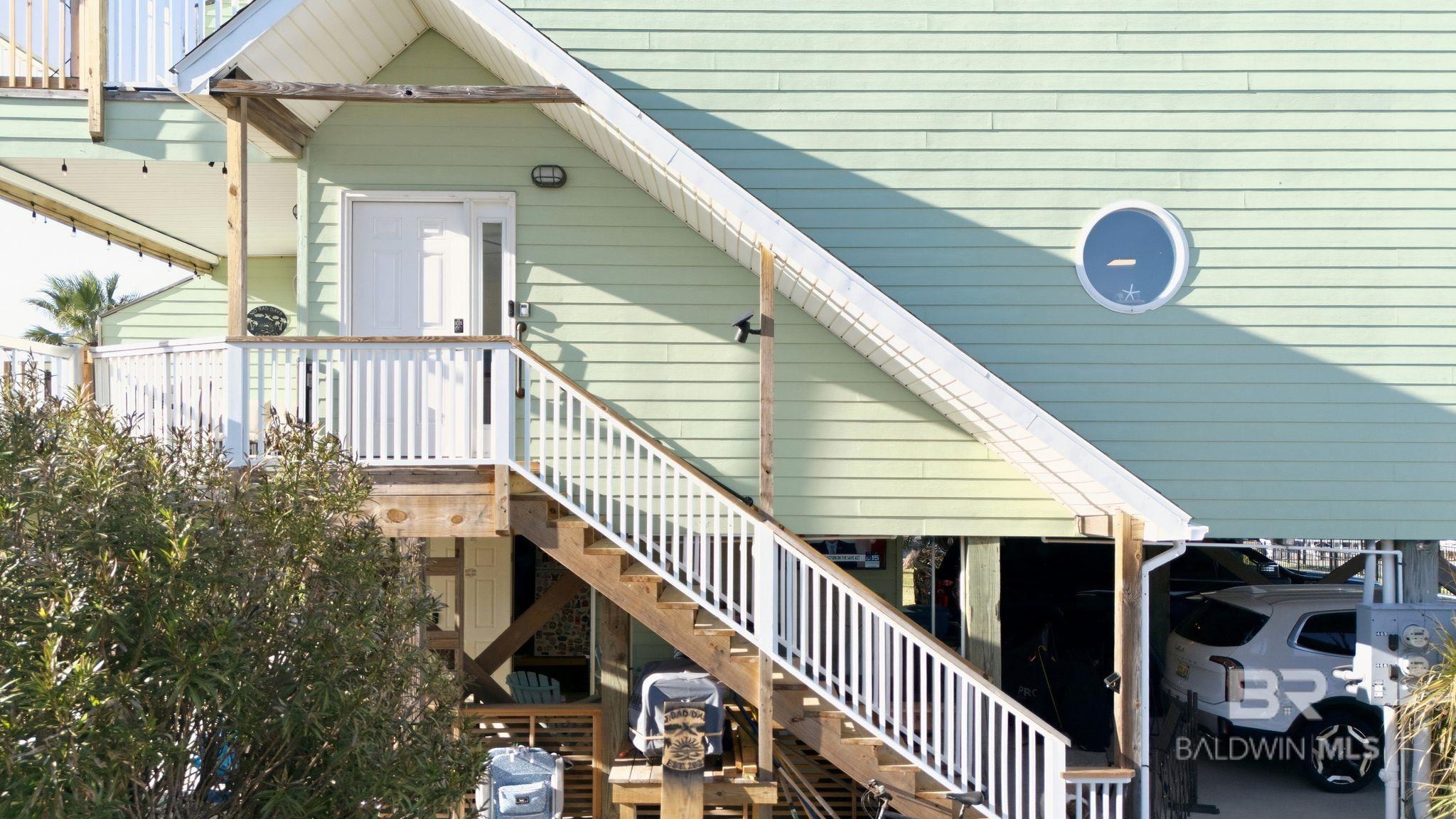 1219 W Lagoon Avenue