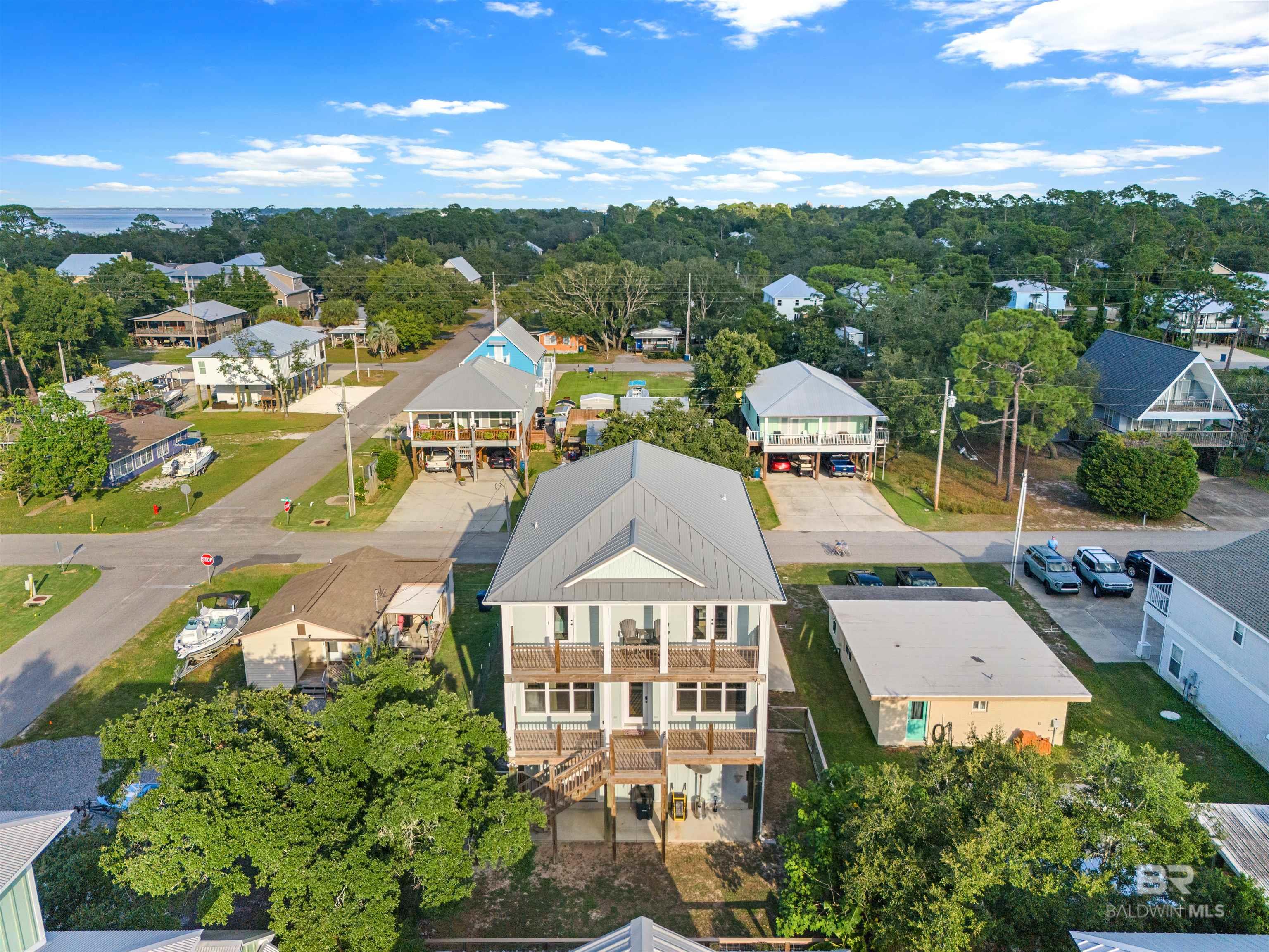 5639 Pensacola Avenue