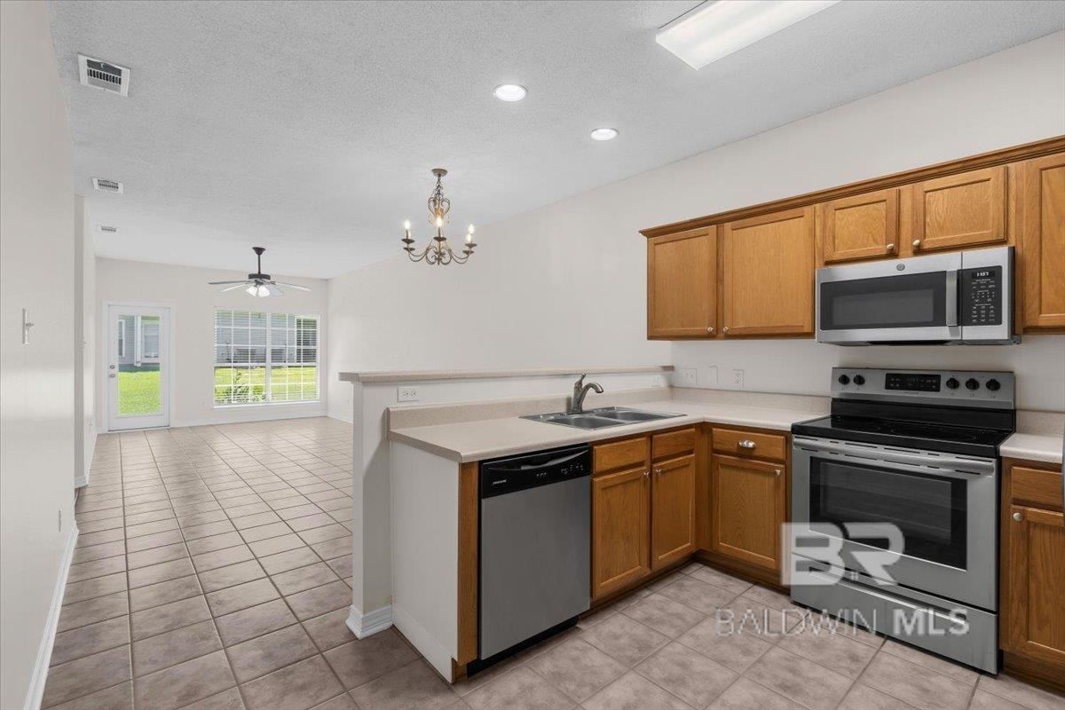 2651 Juniper Street 1002 - Photo 4