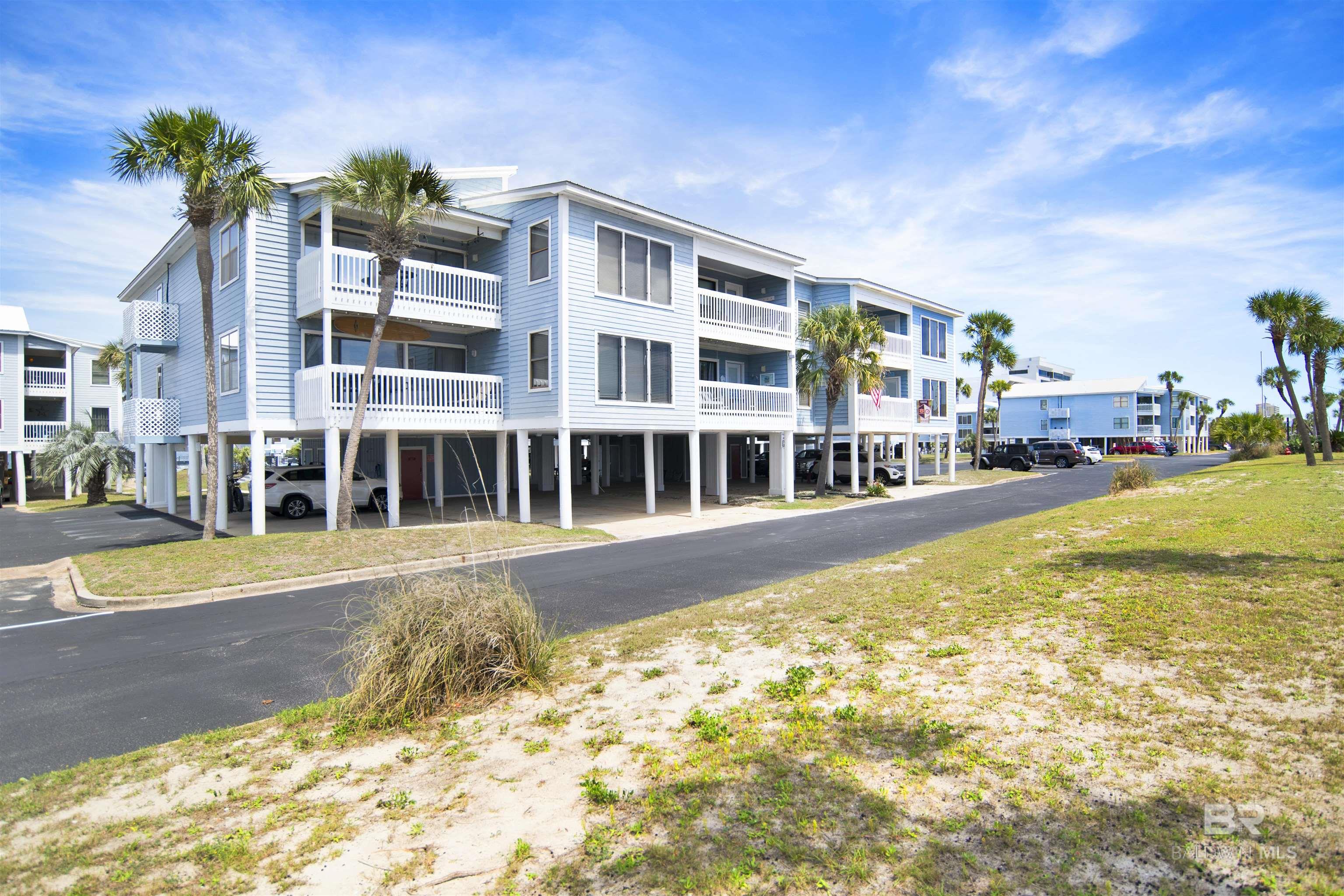 1872 WEST BEACH Boulevard H203