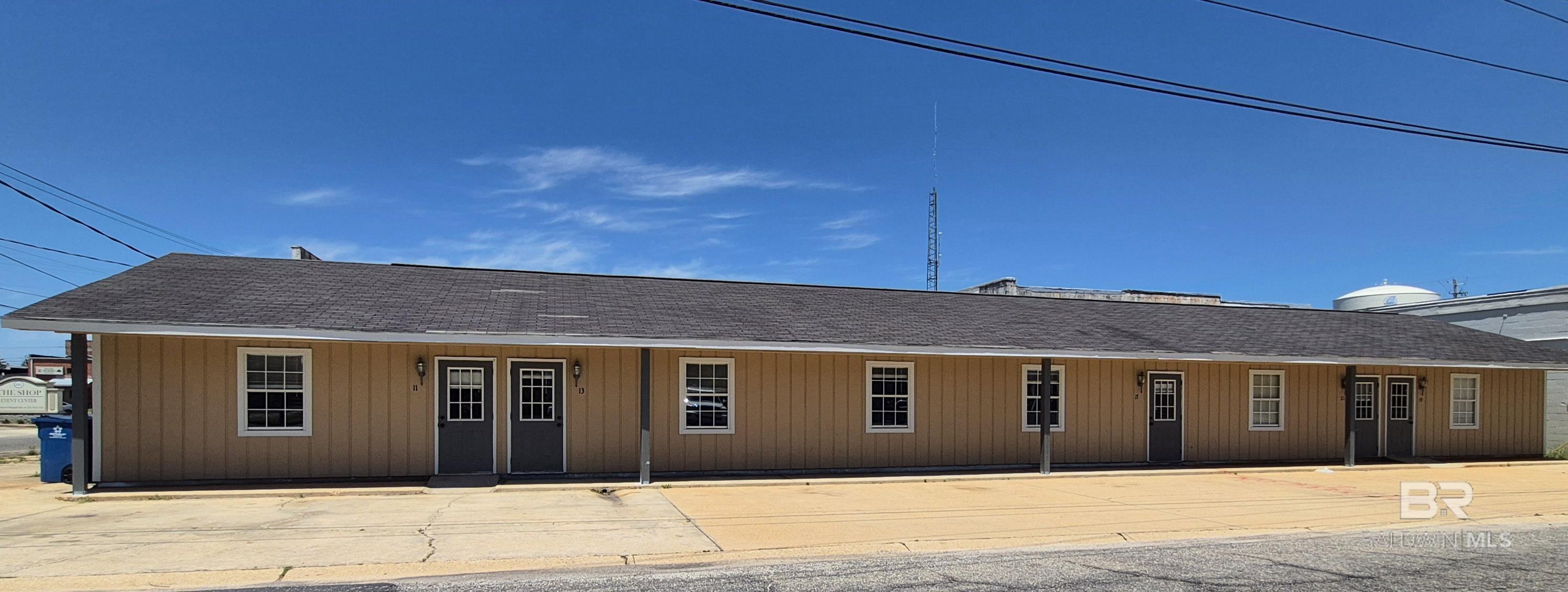 Photo 1 of 22 — 21 Hines Street, Monroeville, AL 36461