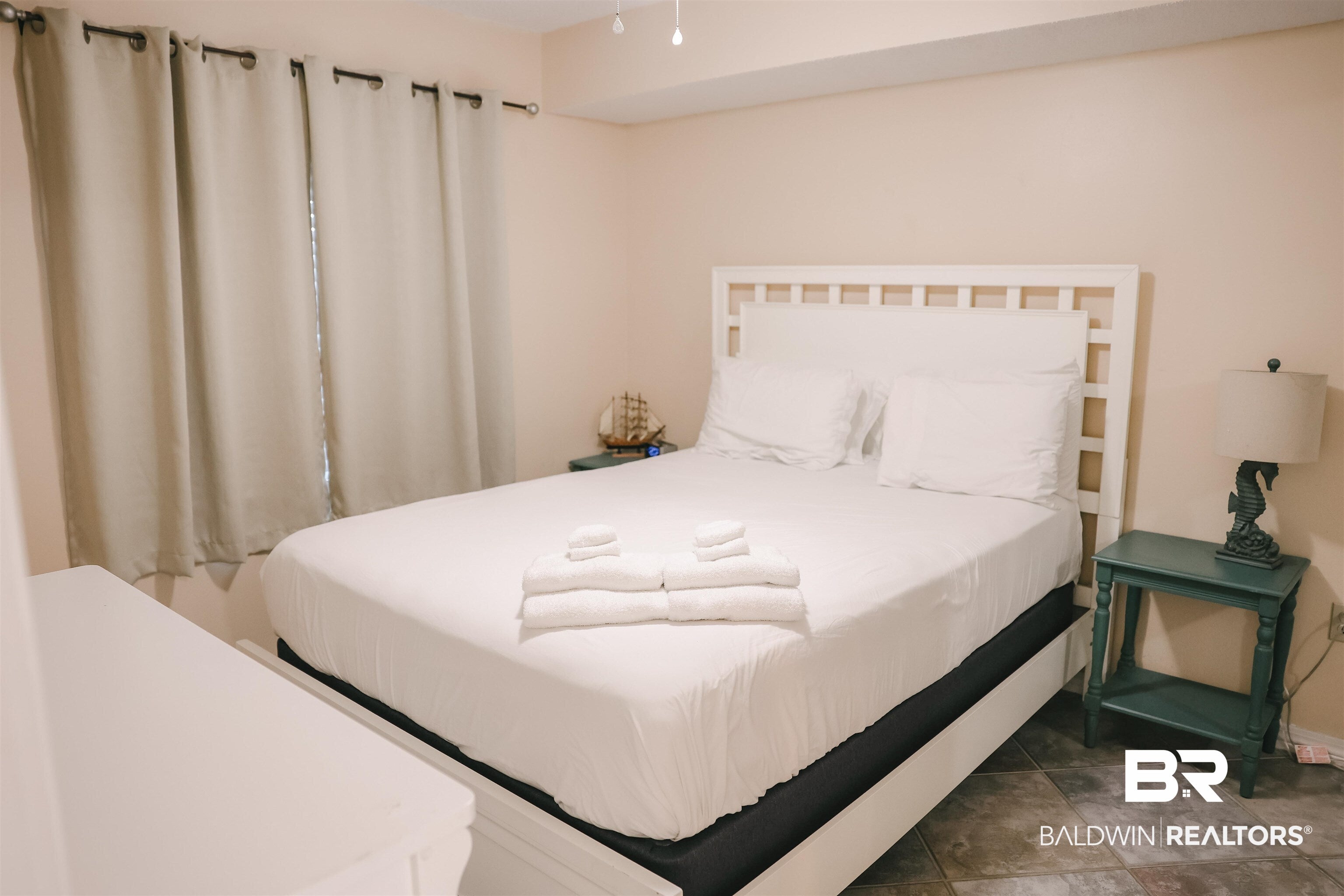 645 Plantation Road 6106