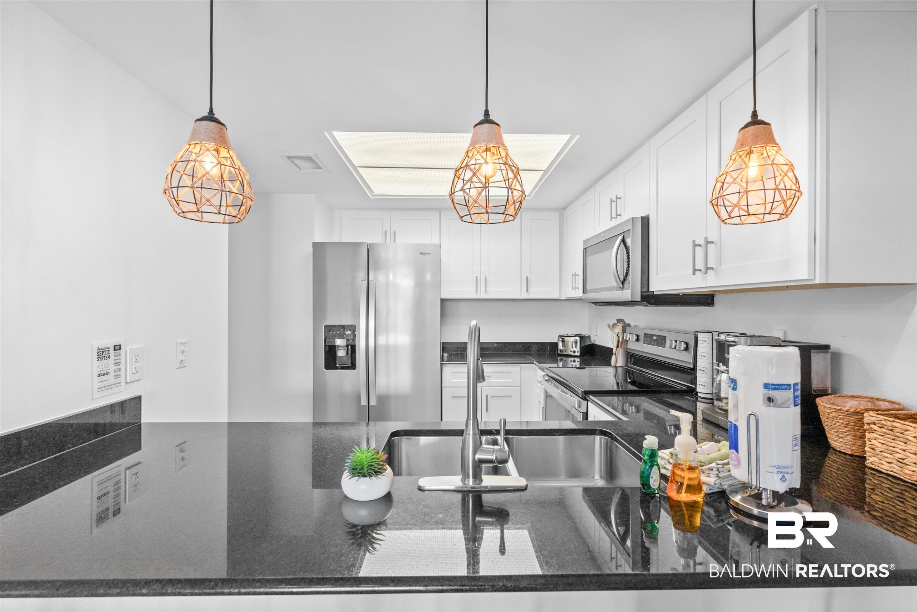 24649 Cross Lane 307