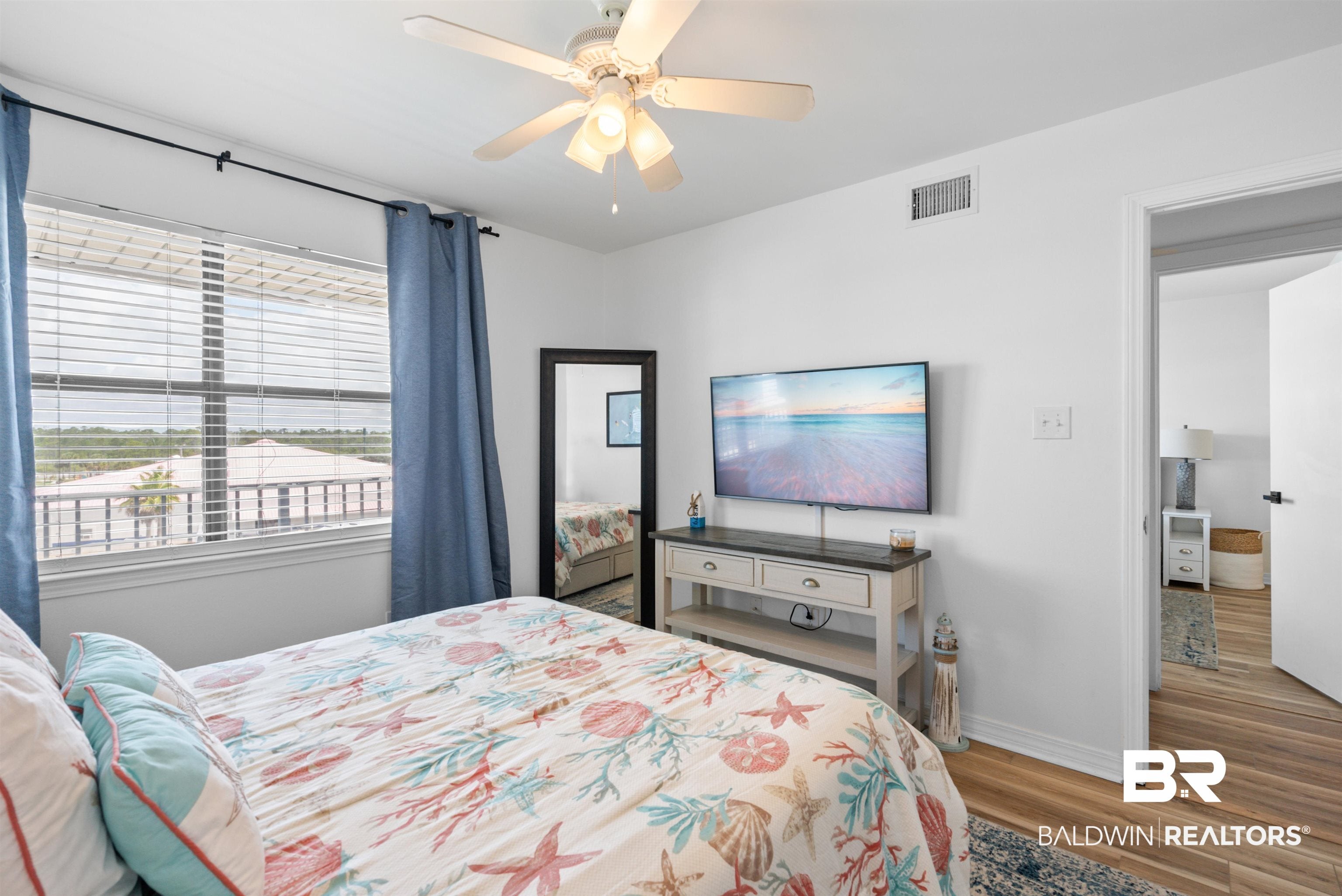 24649 Cross Lane 307
