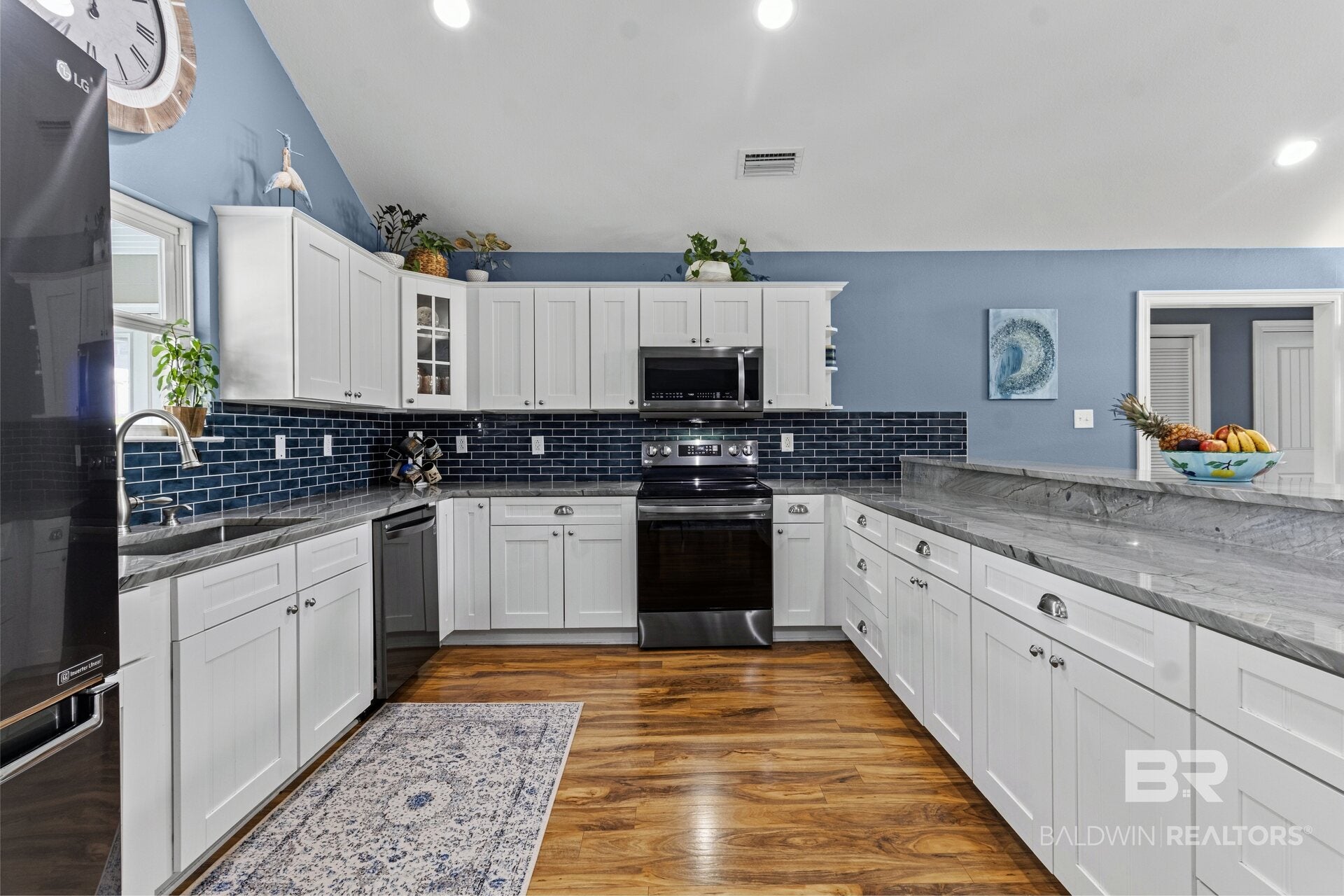 25577 W Oak Ridge Drive