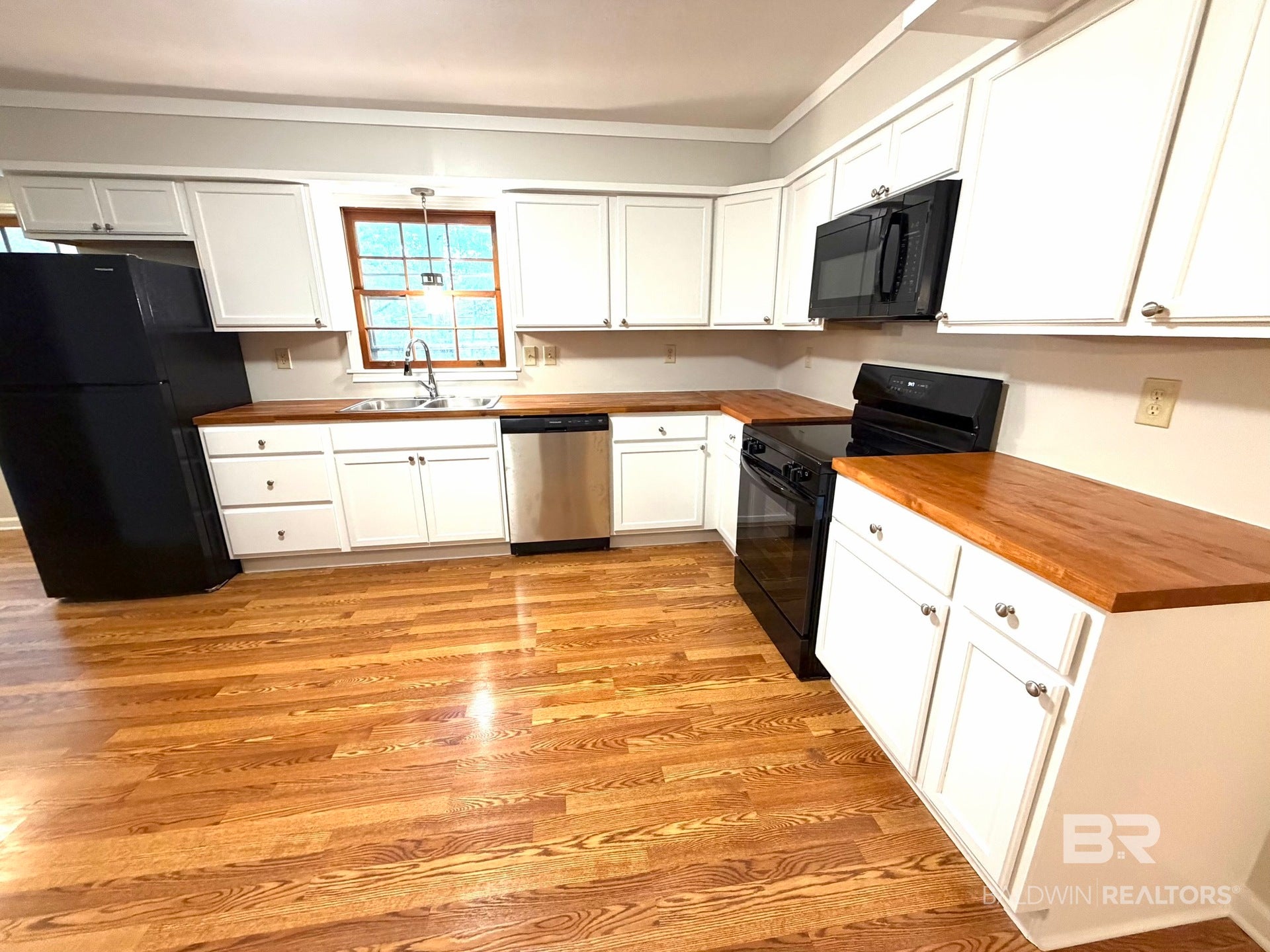1204 Marseille Drive
