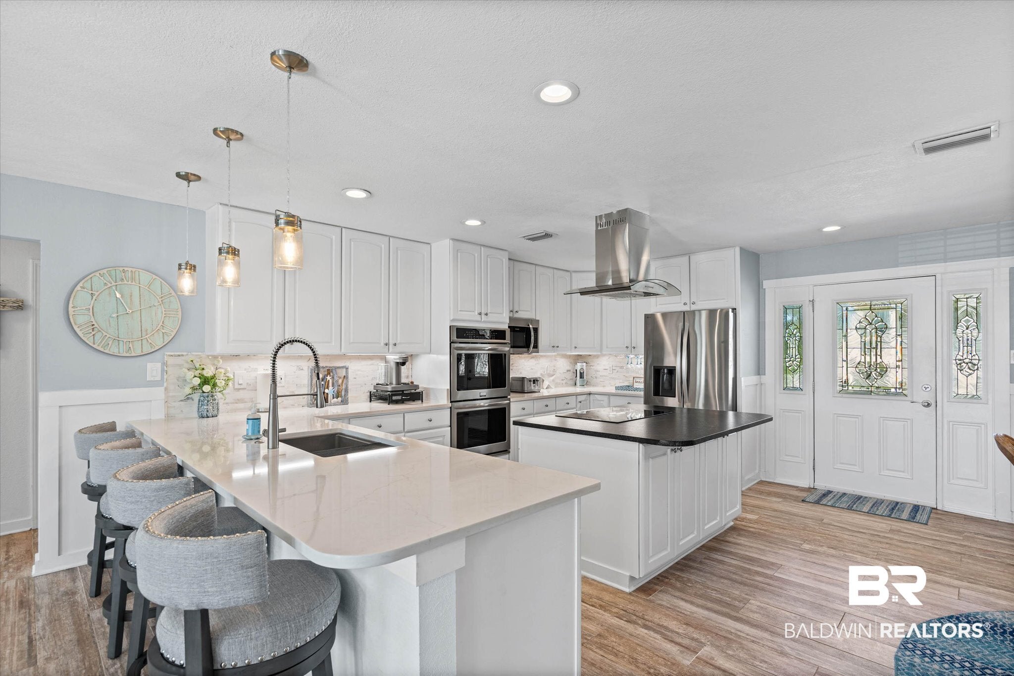 237 W 6th Avenue