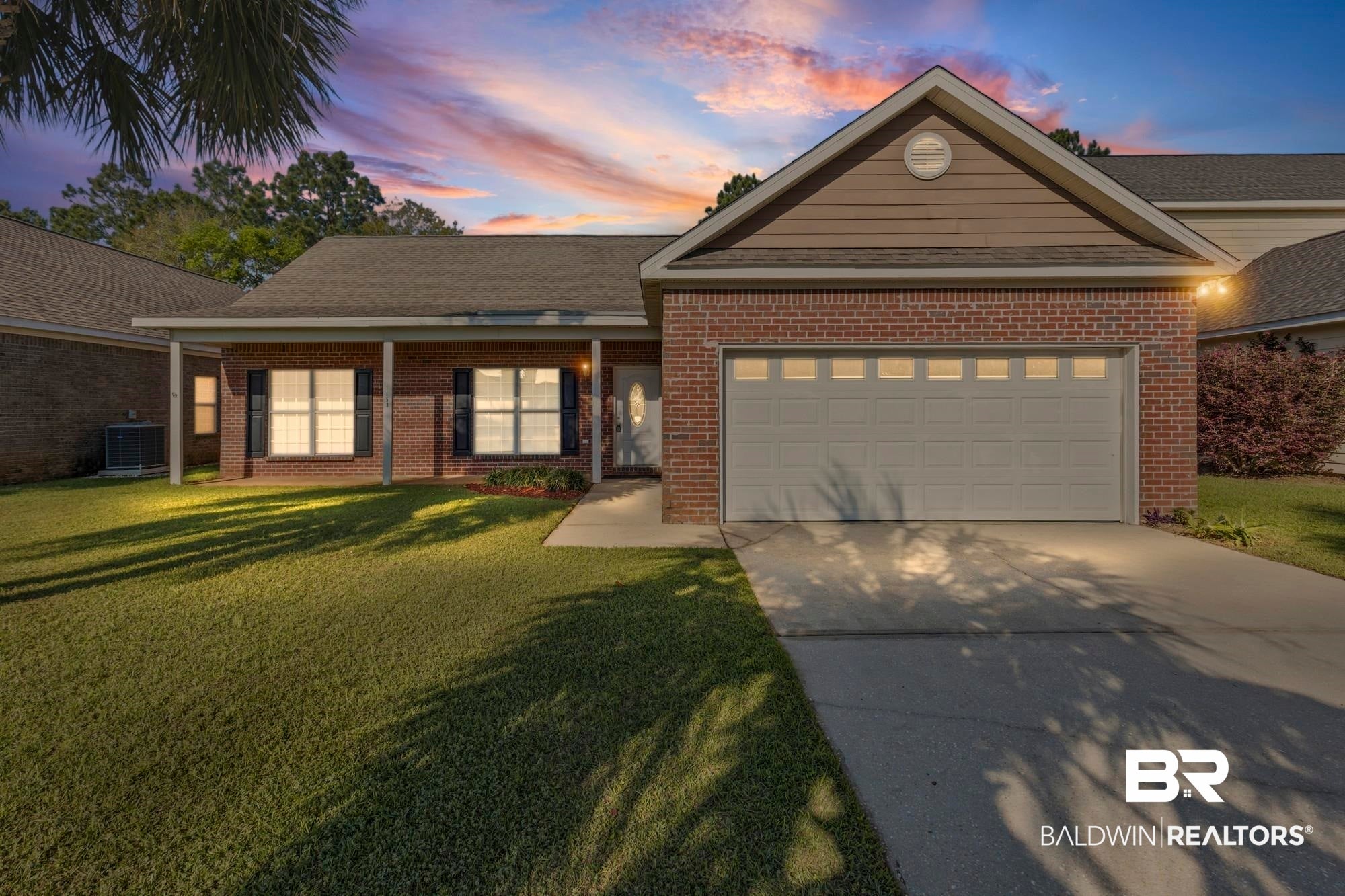 1153 Sloane Cove