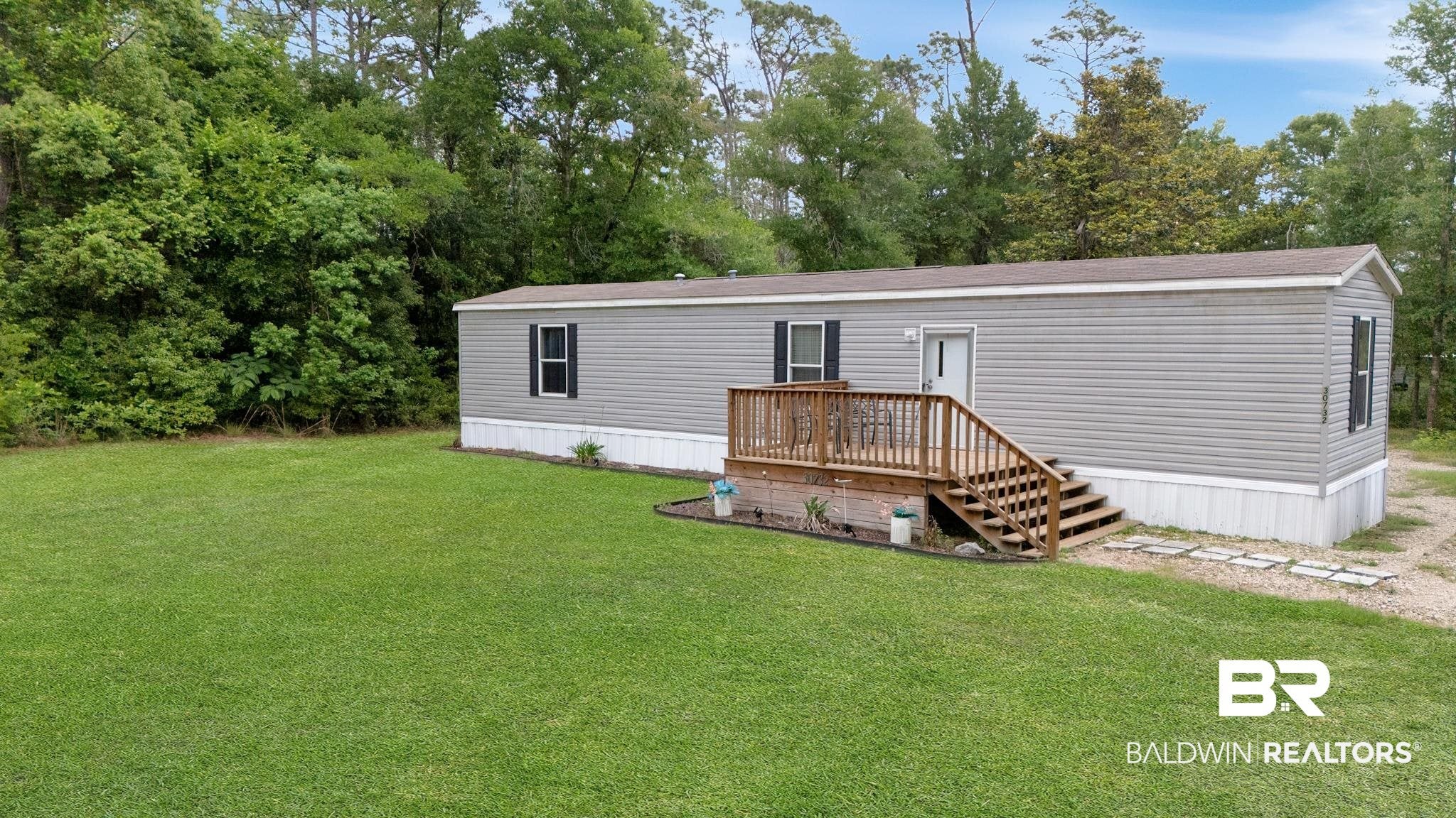 30732 Cedar Street - Photo 2