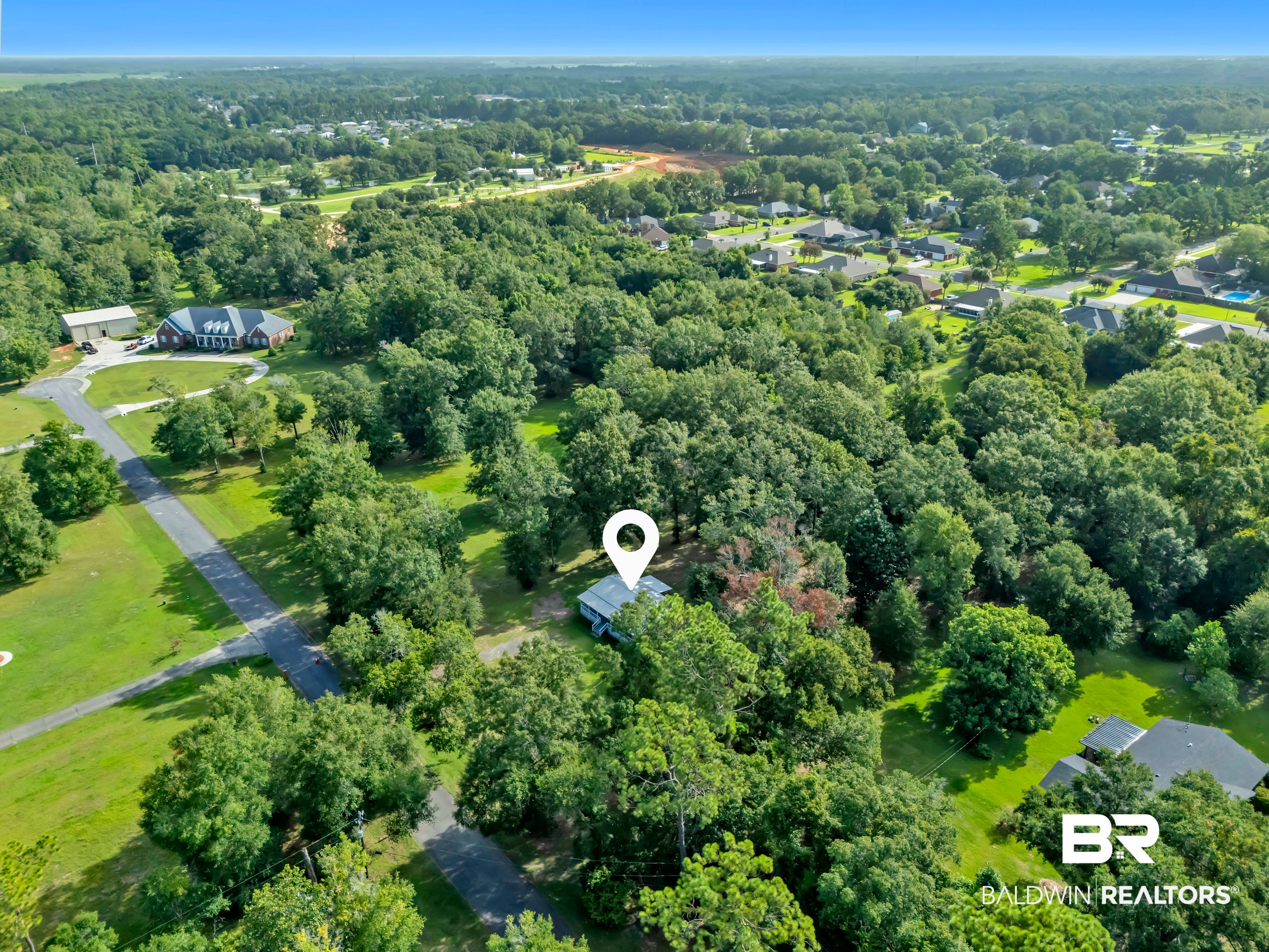 12556 Woodland Dr.