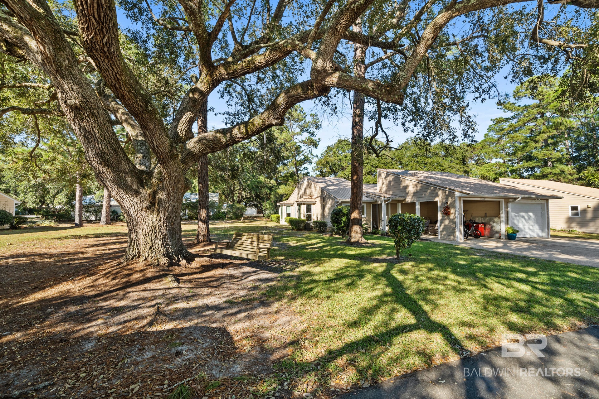 1229 Hummingbird Lane E 301