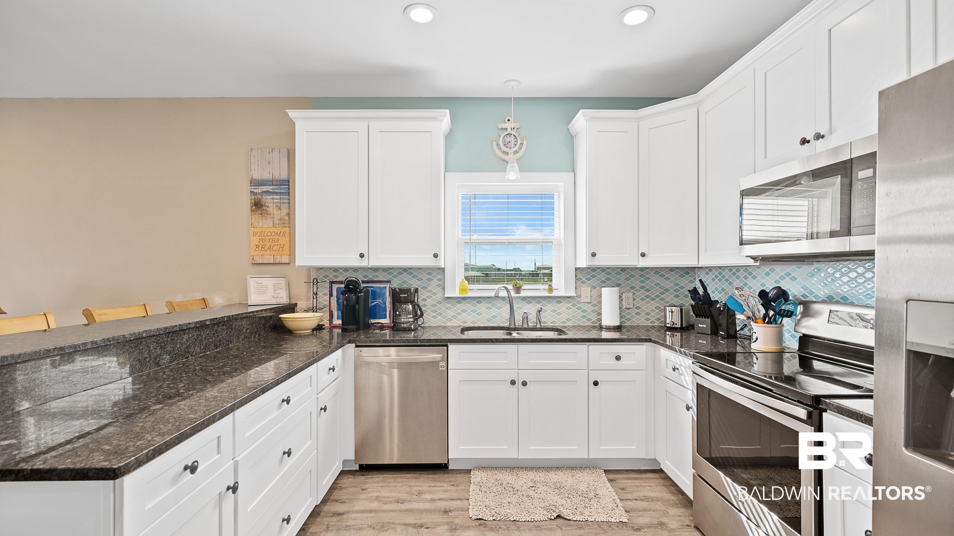 6697 Beach Shore Dr, Gulf Shores, AL, 36542, USA, 8 Bedrooms Bedrooms, ,7 BathroomsBathrooms,Residential,Active,6697 Beach Shore Dr,385893