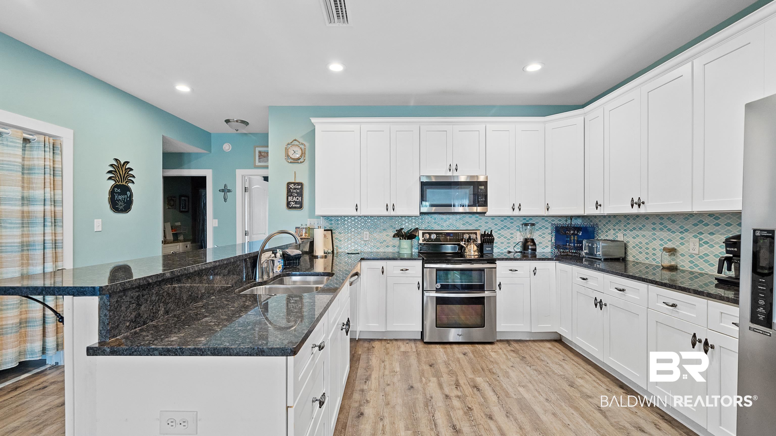 6697 Beach Shore Dr, Gulf Shores, AL, 36542, USA, 8 Bedrooms Bedrooms, ,7 BathroomsBathrooms,Residential,Active,6697 Beach Shore Dr,385893