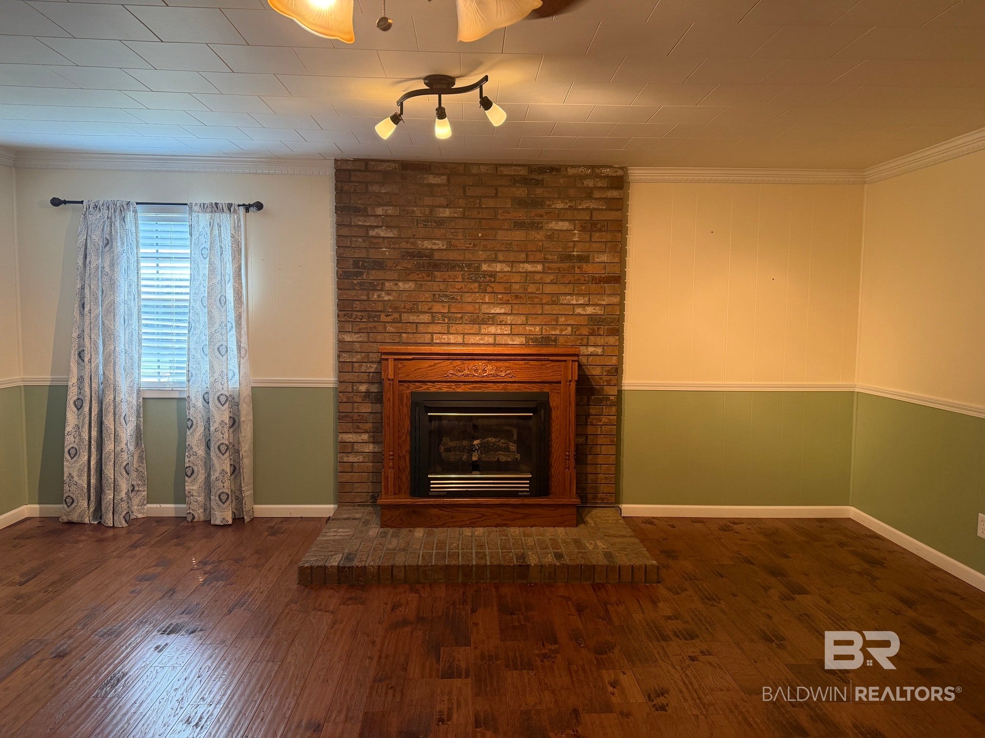 920 Hall Creek Road