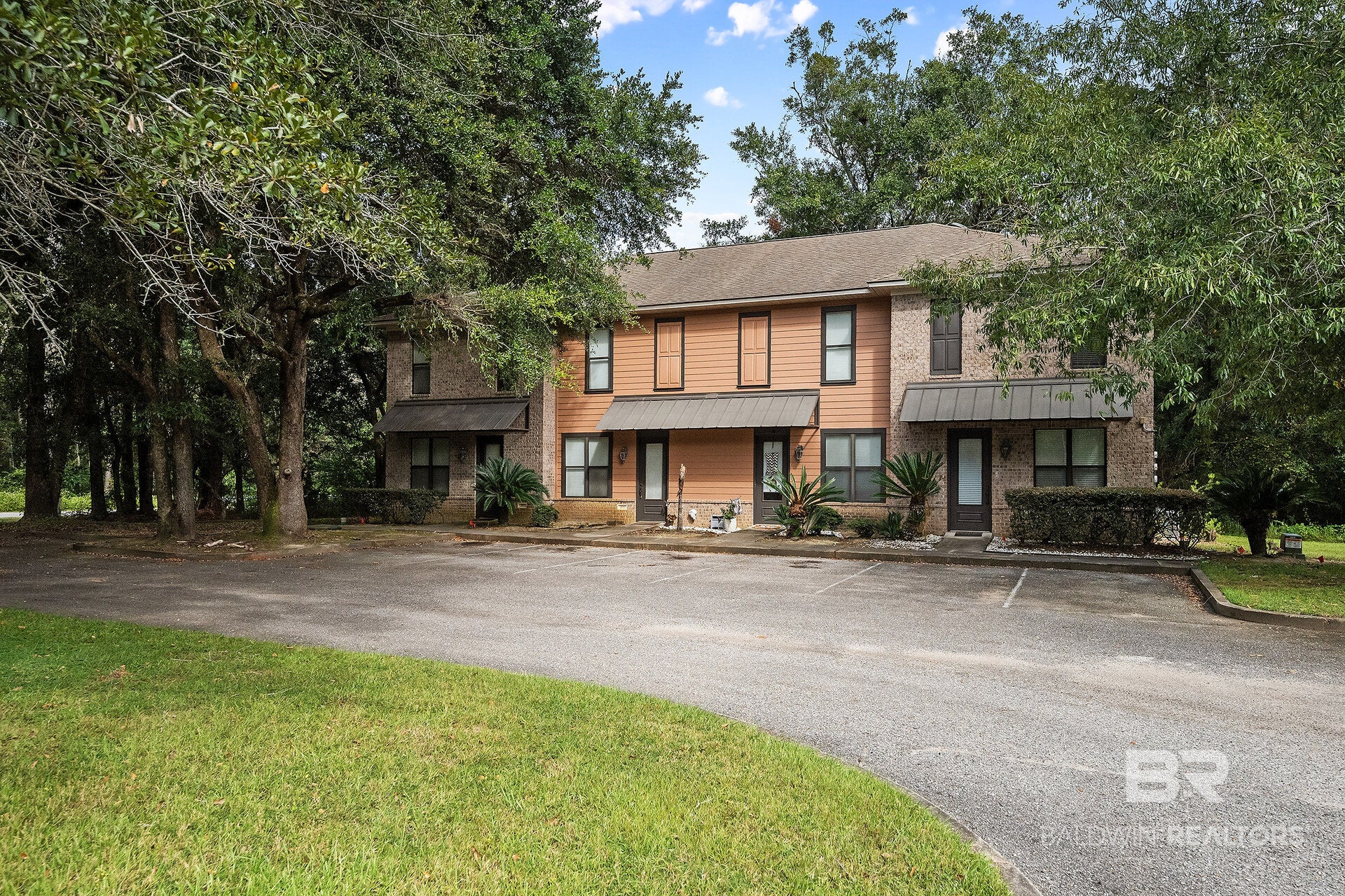 214 Cody Lane