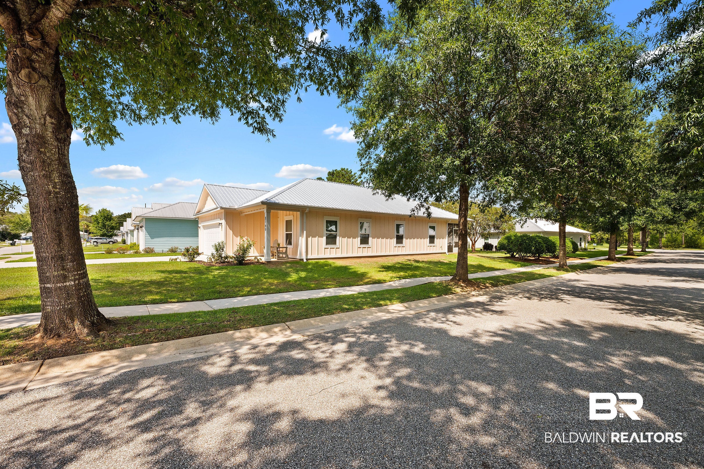 8060 Carmel Circle - Photo 2