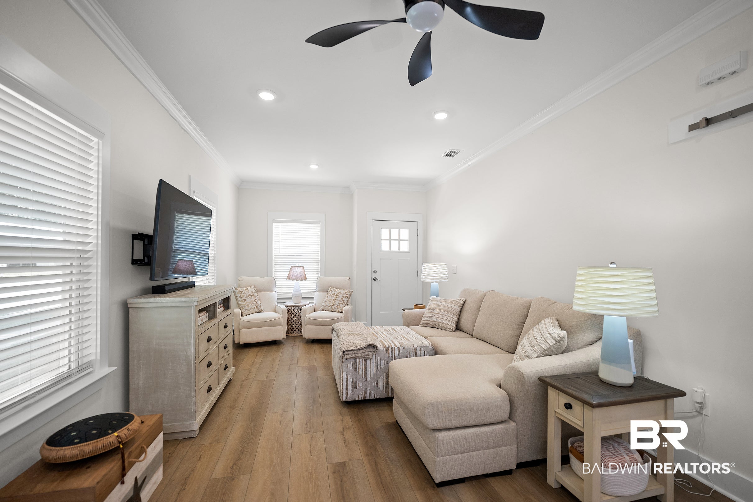 8060 Carmel Circle - Photo 4