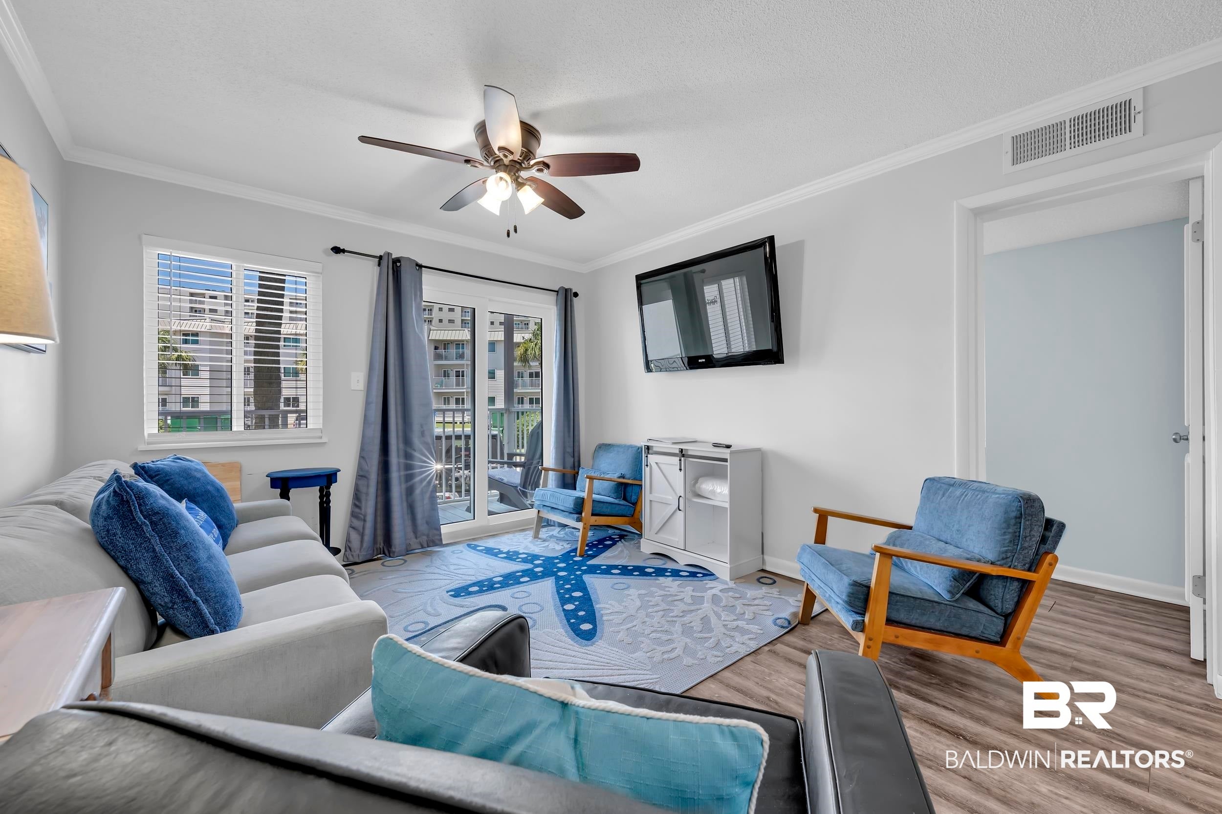 400 Plantation Road 2118