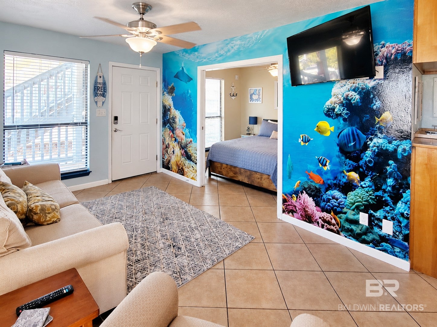 920 W Lagoon Ave 105B