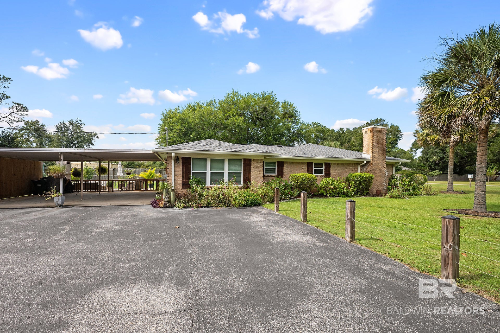 7577 Simmons Drive