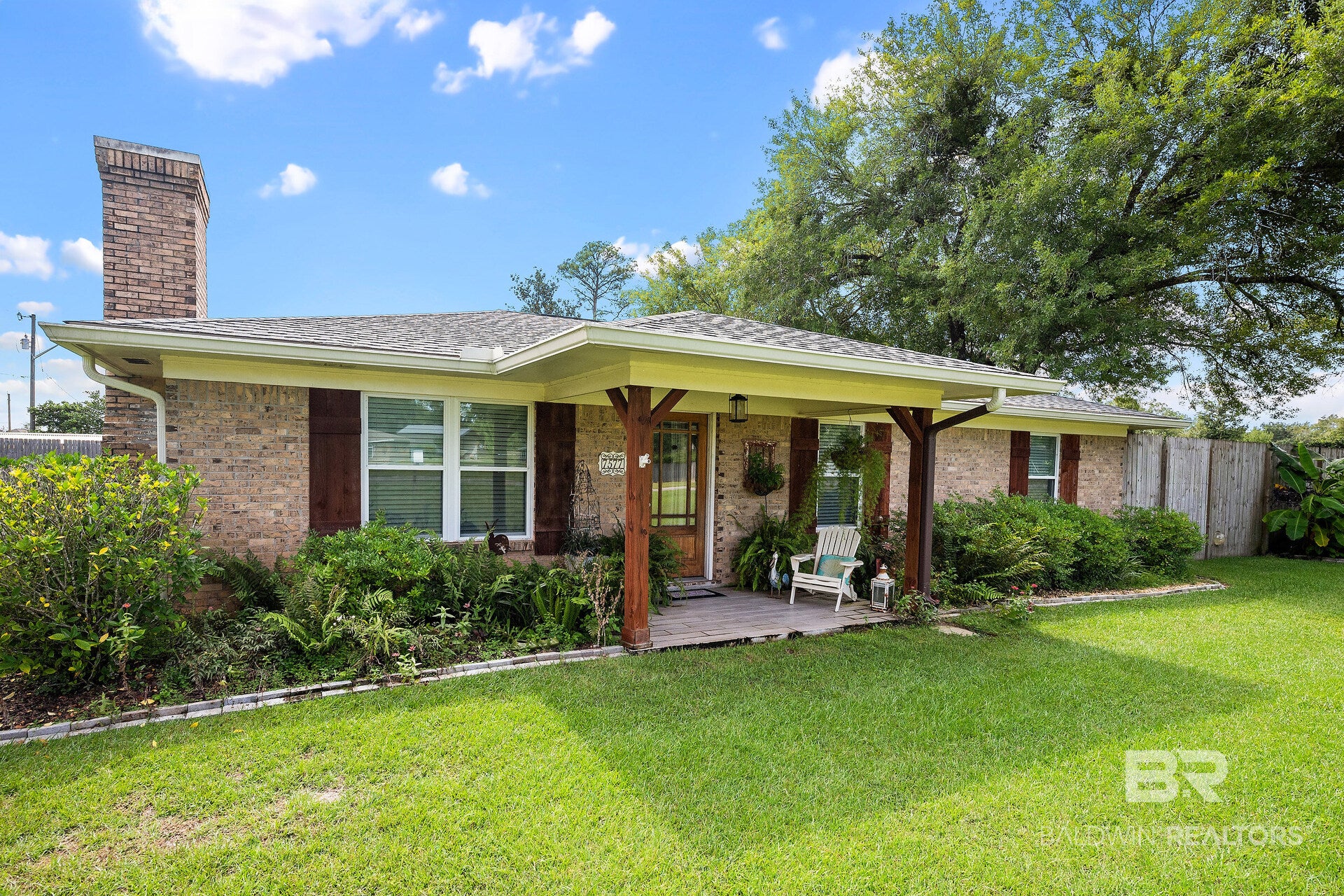 7577 Simmons Drive