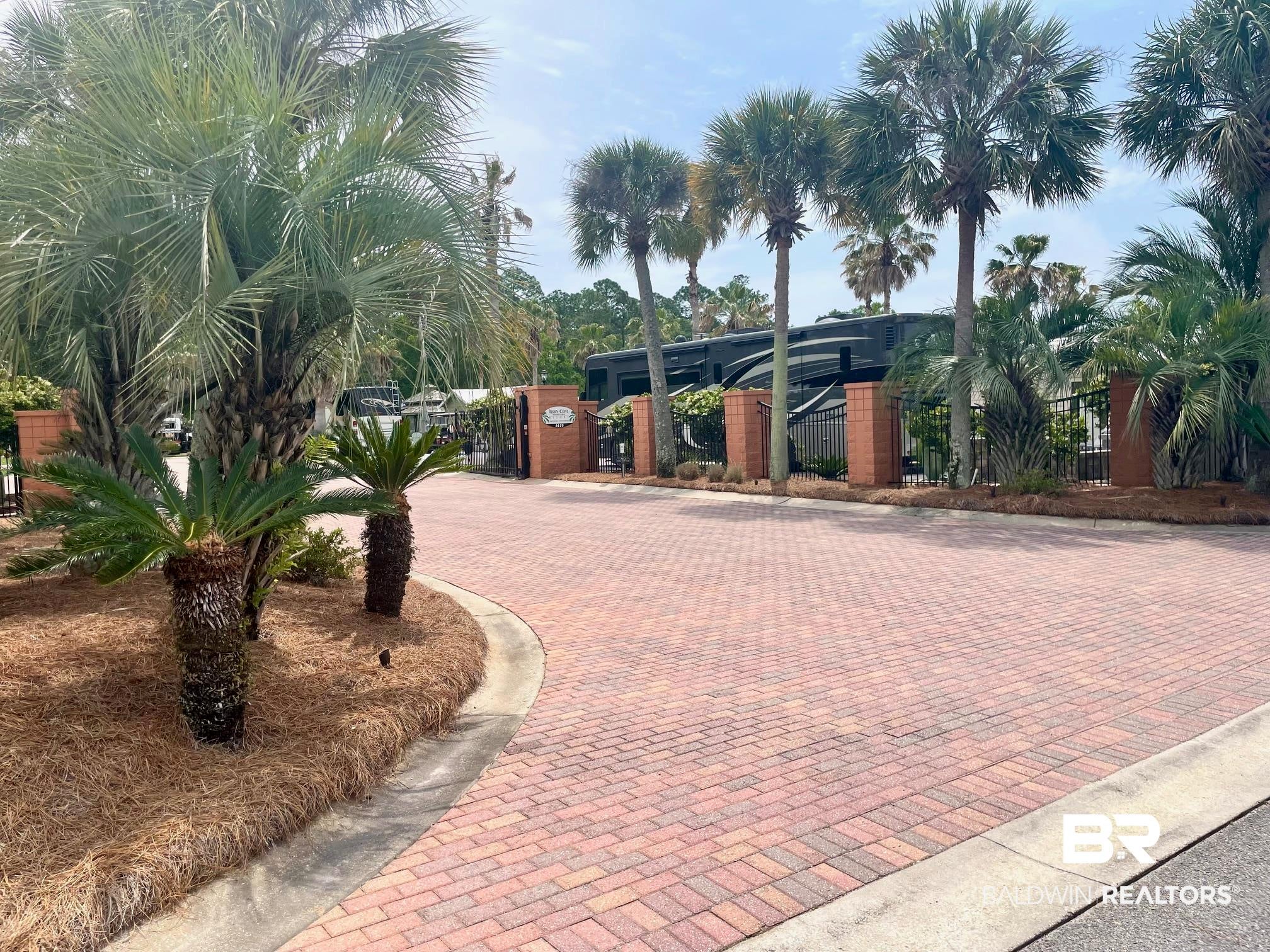 4650 Griffith Marina Road 31