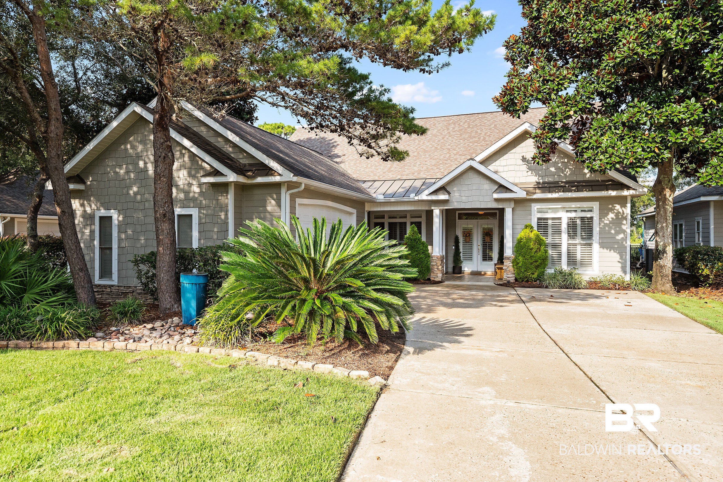 12 Baywalk Drive