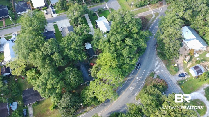 Photo 1 of 6 — 752 Fairhope Ave, Fairhope, AL 36532
