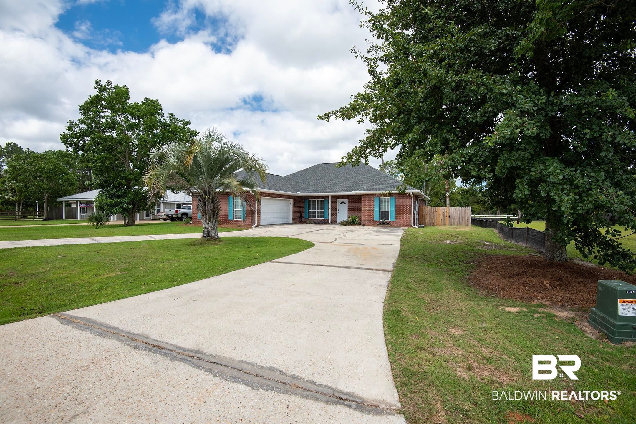 4559 Coral Circle