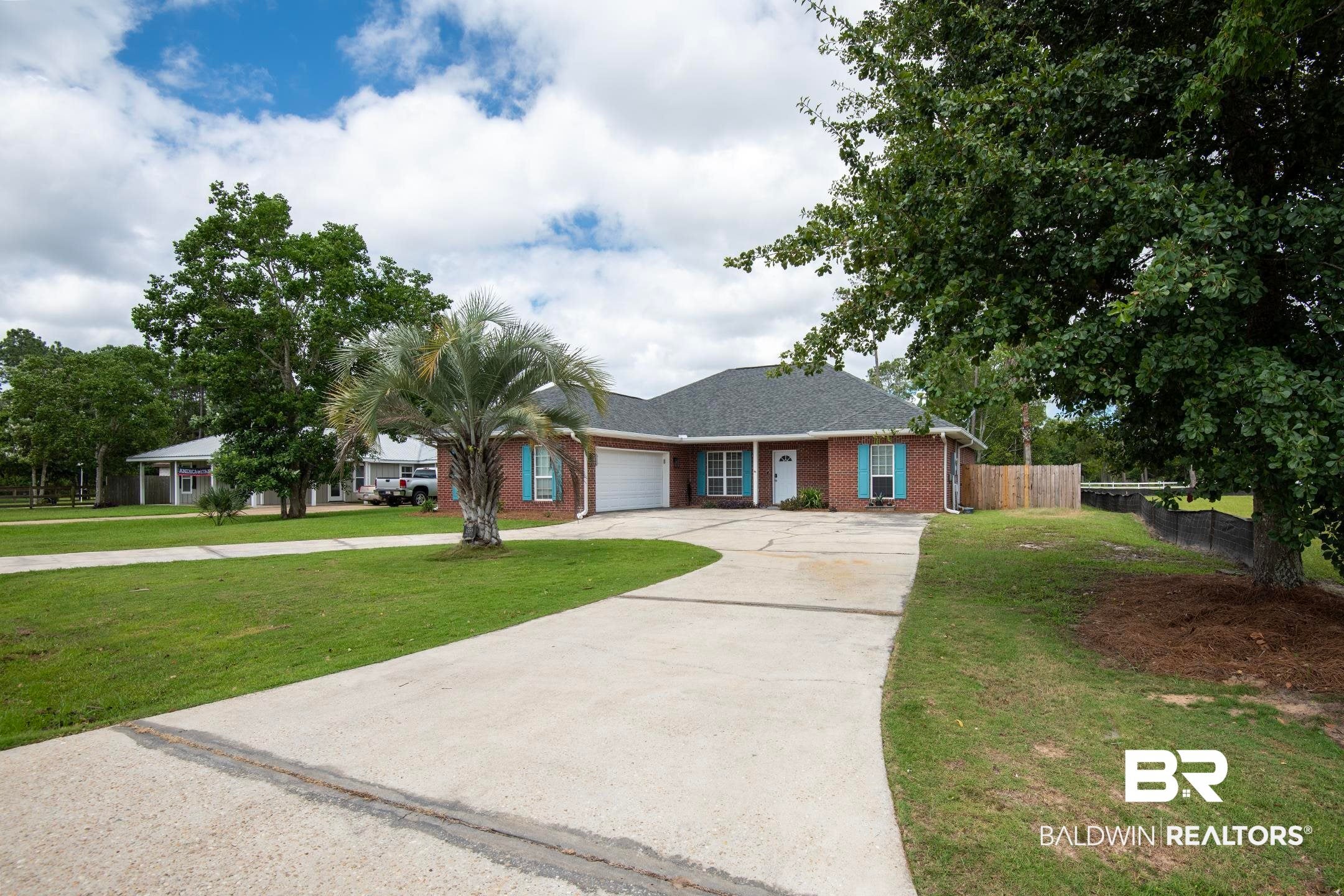 4559 Coral Circle