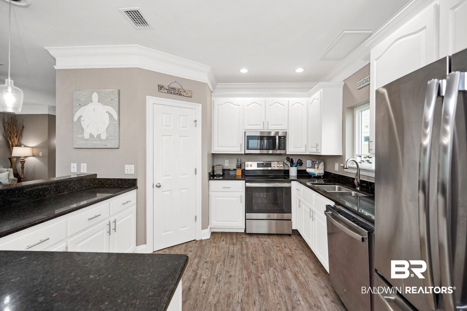 1402 W Dune Drive