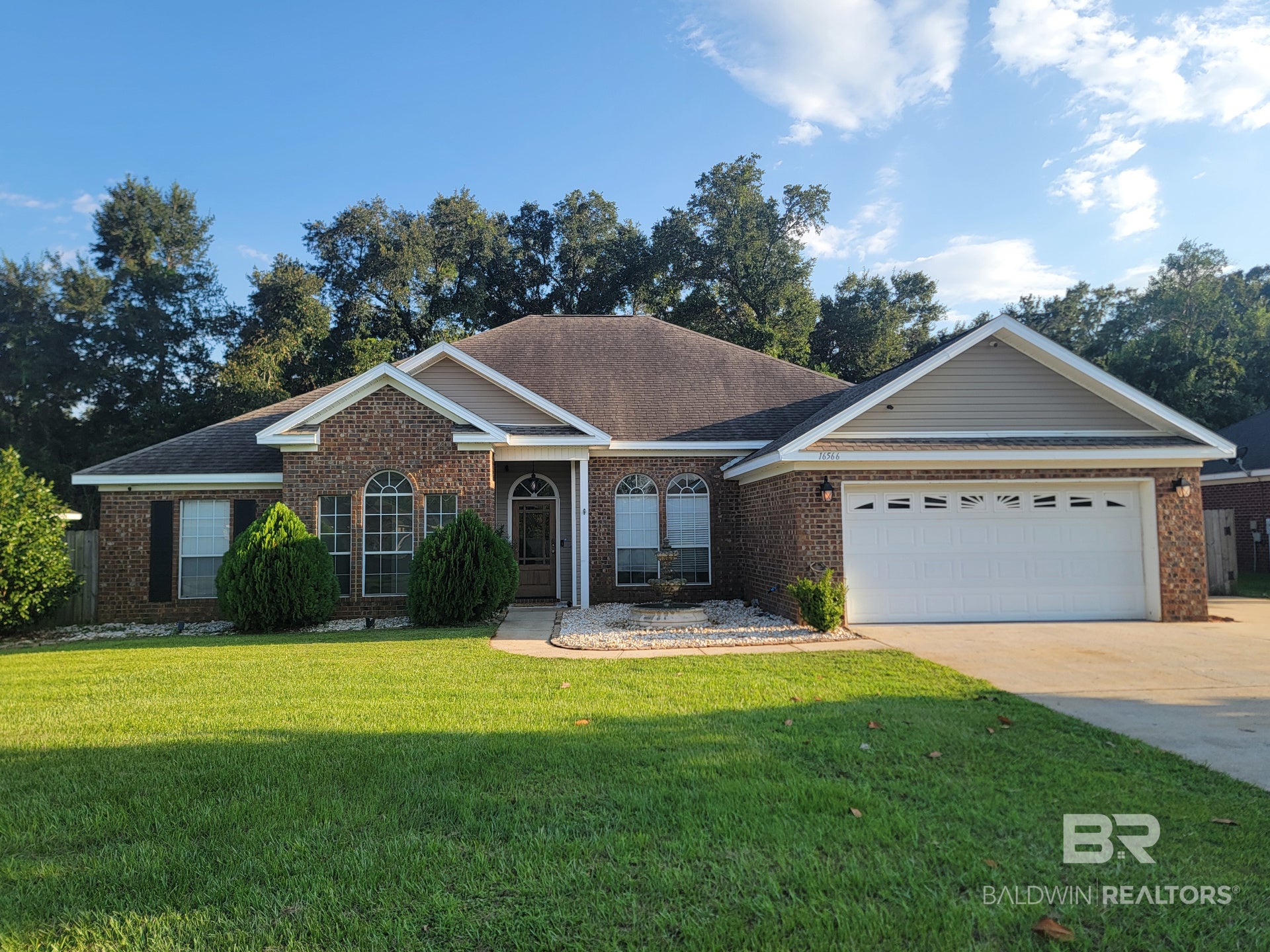 16566 Tyson Dr